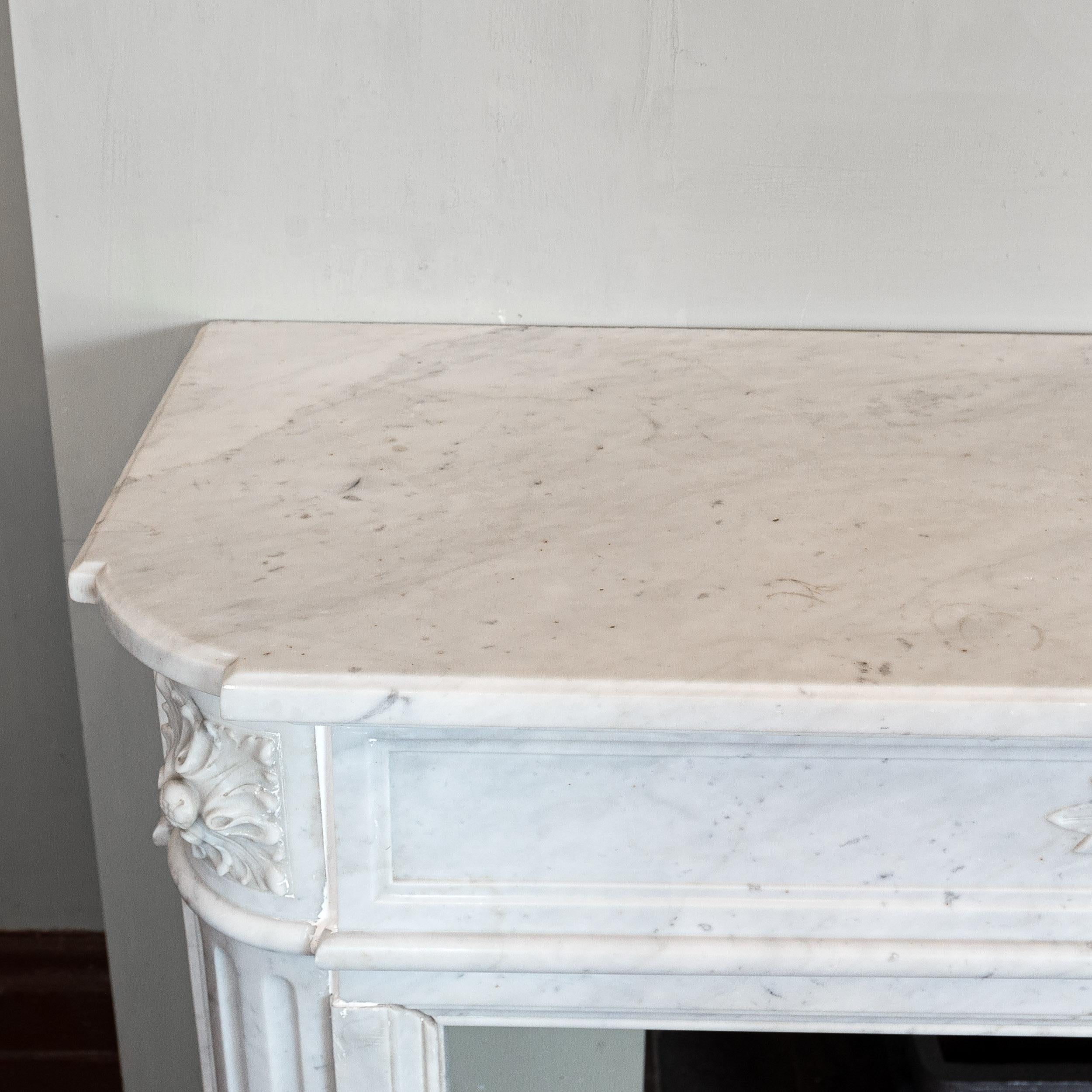 French Louis XVI style Carrara Marble Chimneypiece For Sale 12