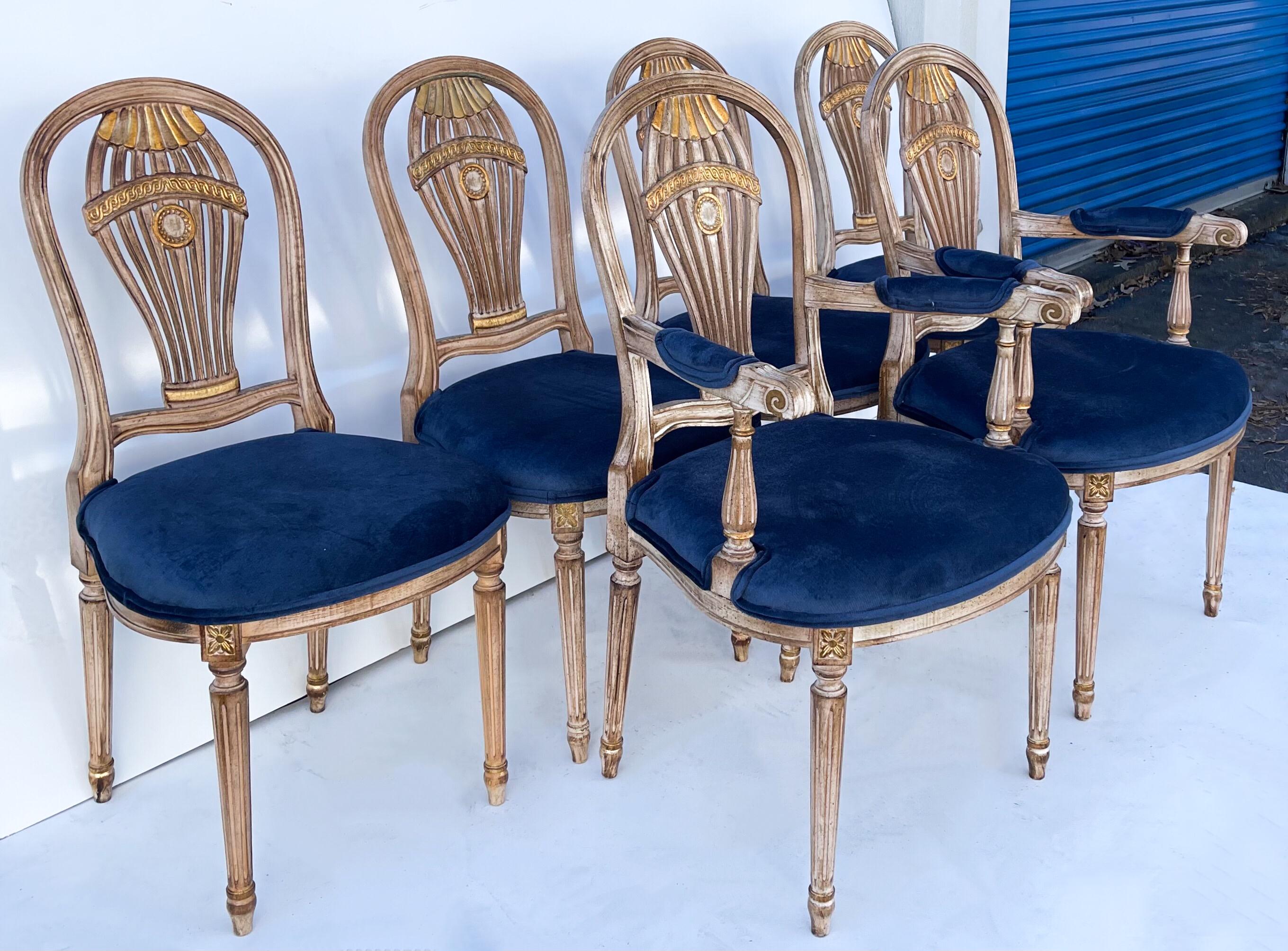French Louis XVI Style Carved and Gilded Balloon Back Dining Chairs, Set of 6 In Good Condition For Sale In Kennesaw, GA