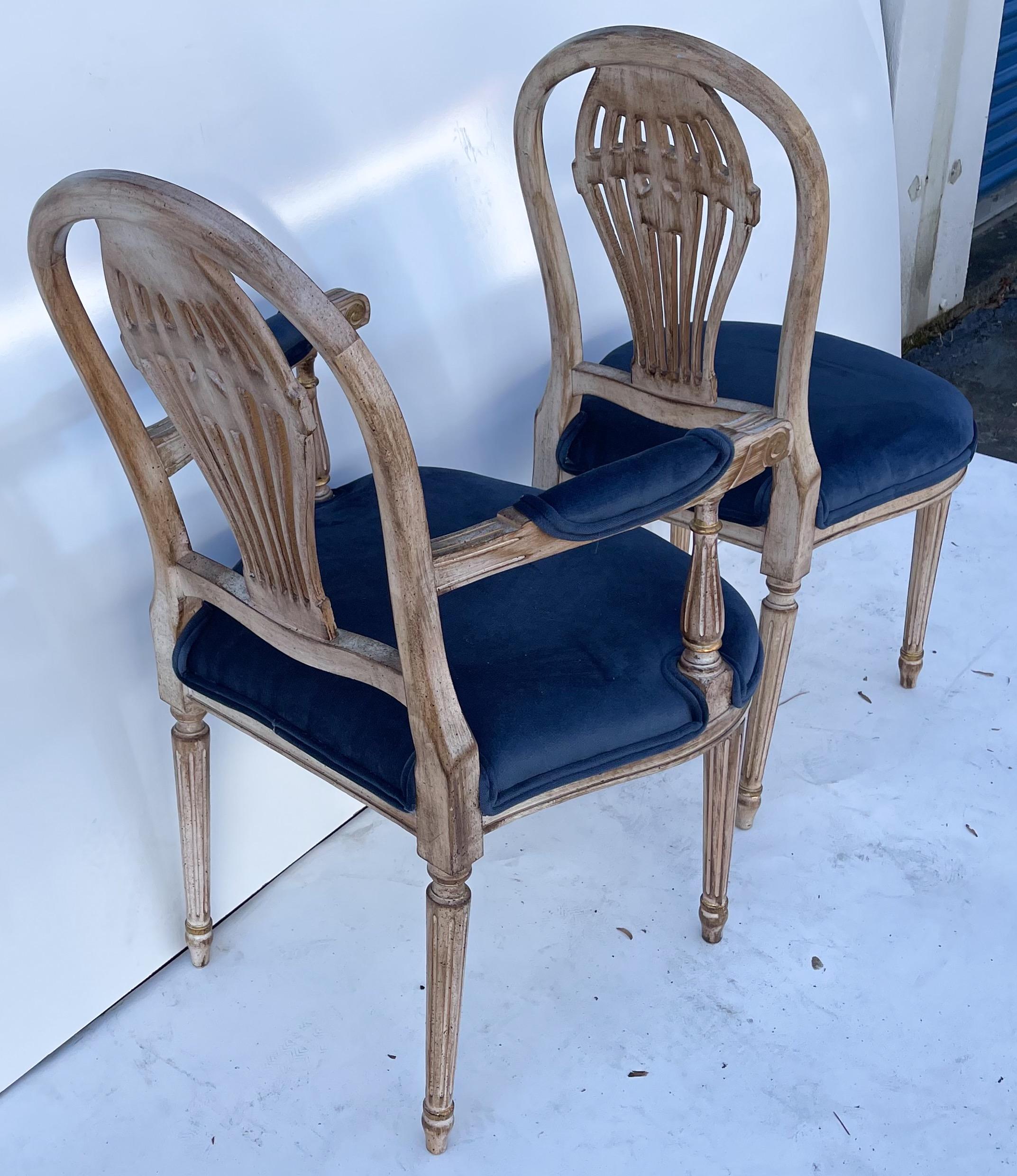 20th Century French Louis XVI Style Carved and Gilded Balloon Back Dining Chairs, Set of 6 For Sale