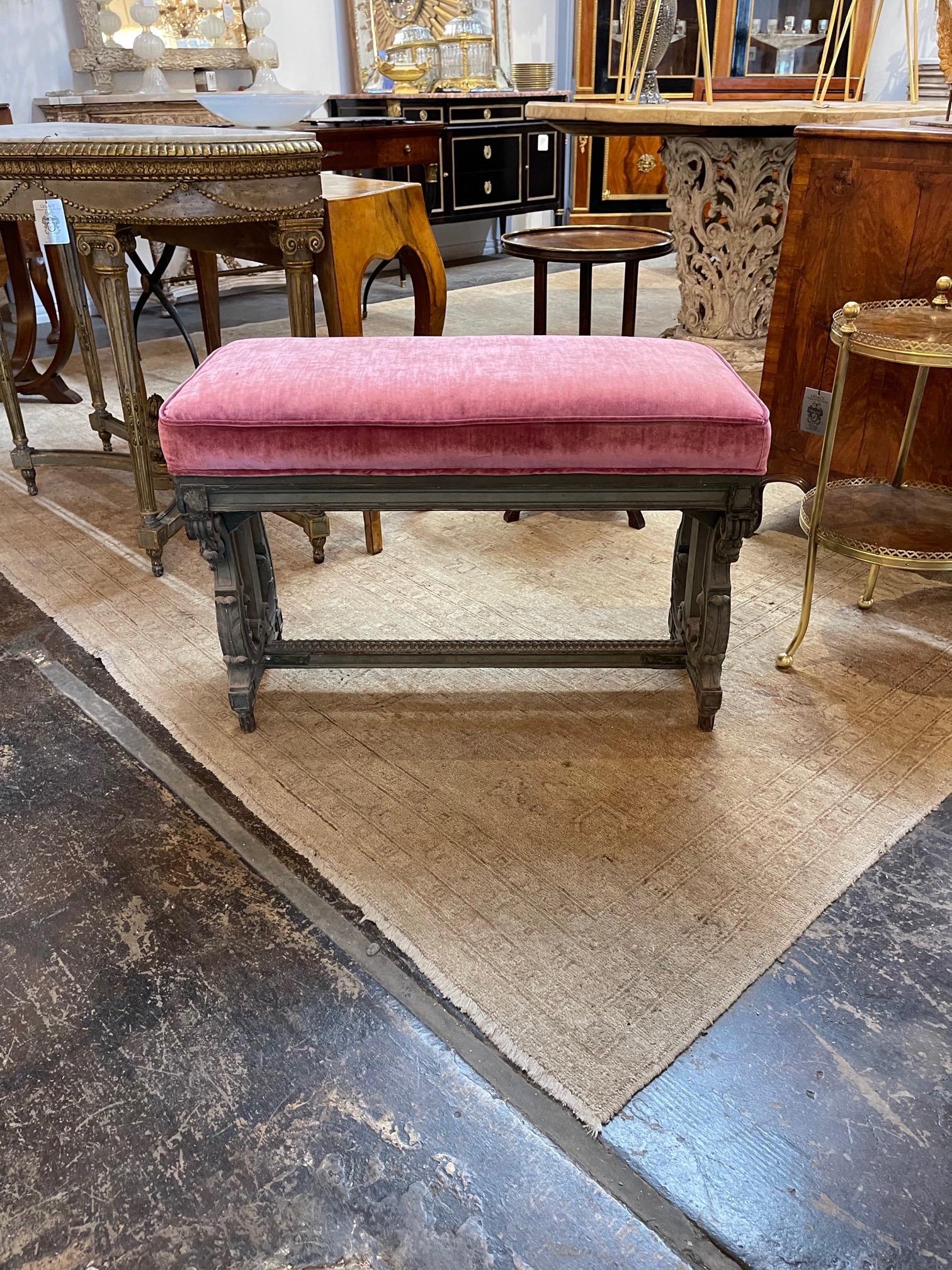 French Louis XVI Style Carved and Painted Bench In Good Condition For Sale In Dallas, TX