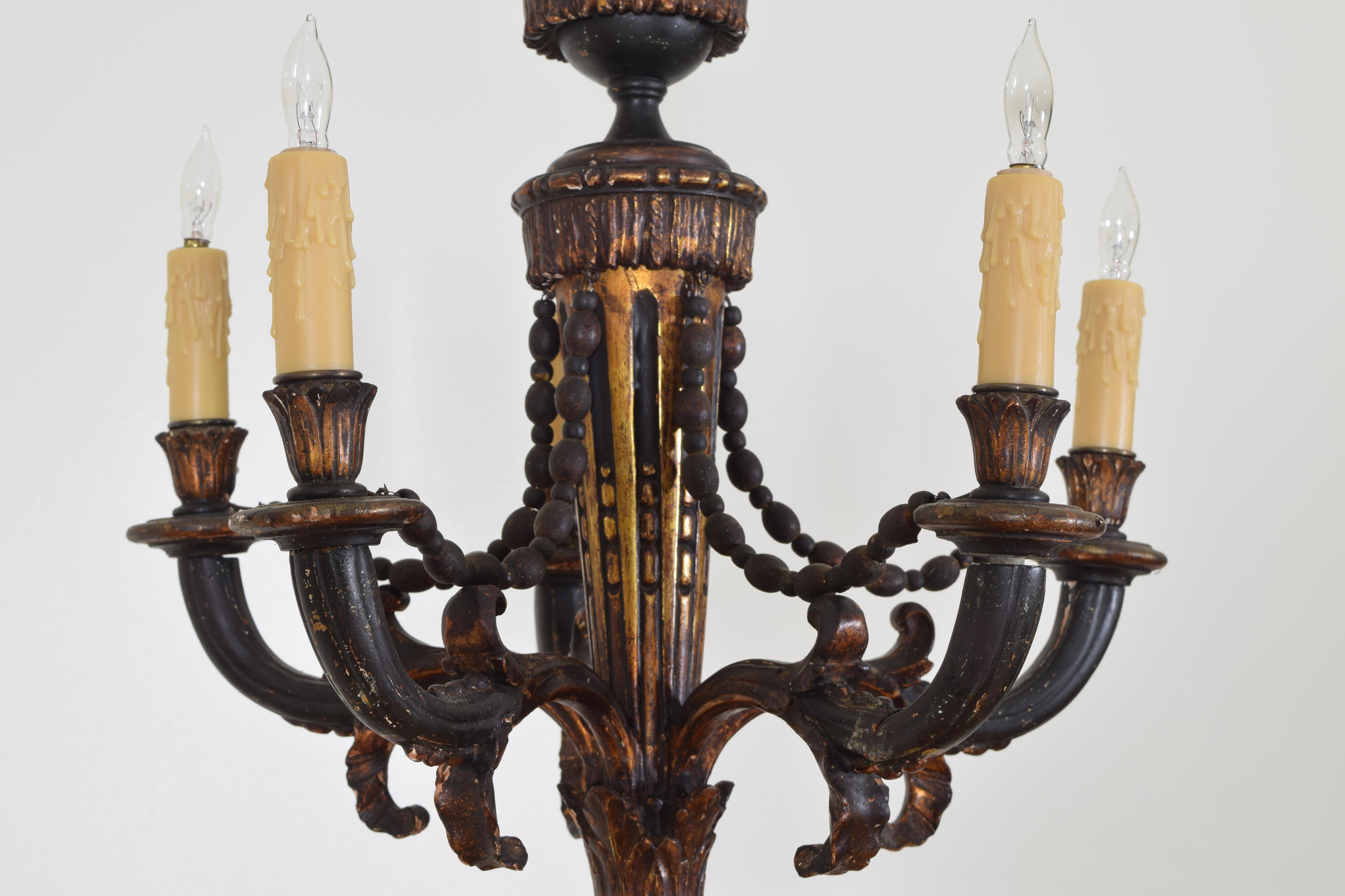 French Louis XVI Style Carved Giltwood and Painted 5-Light Chandelier 2