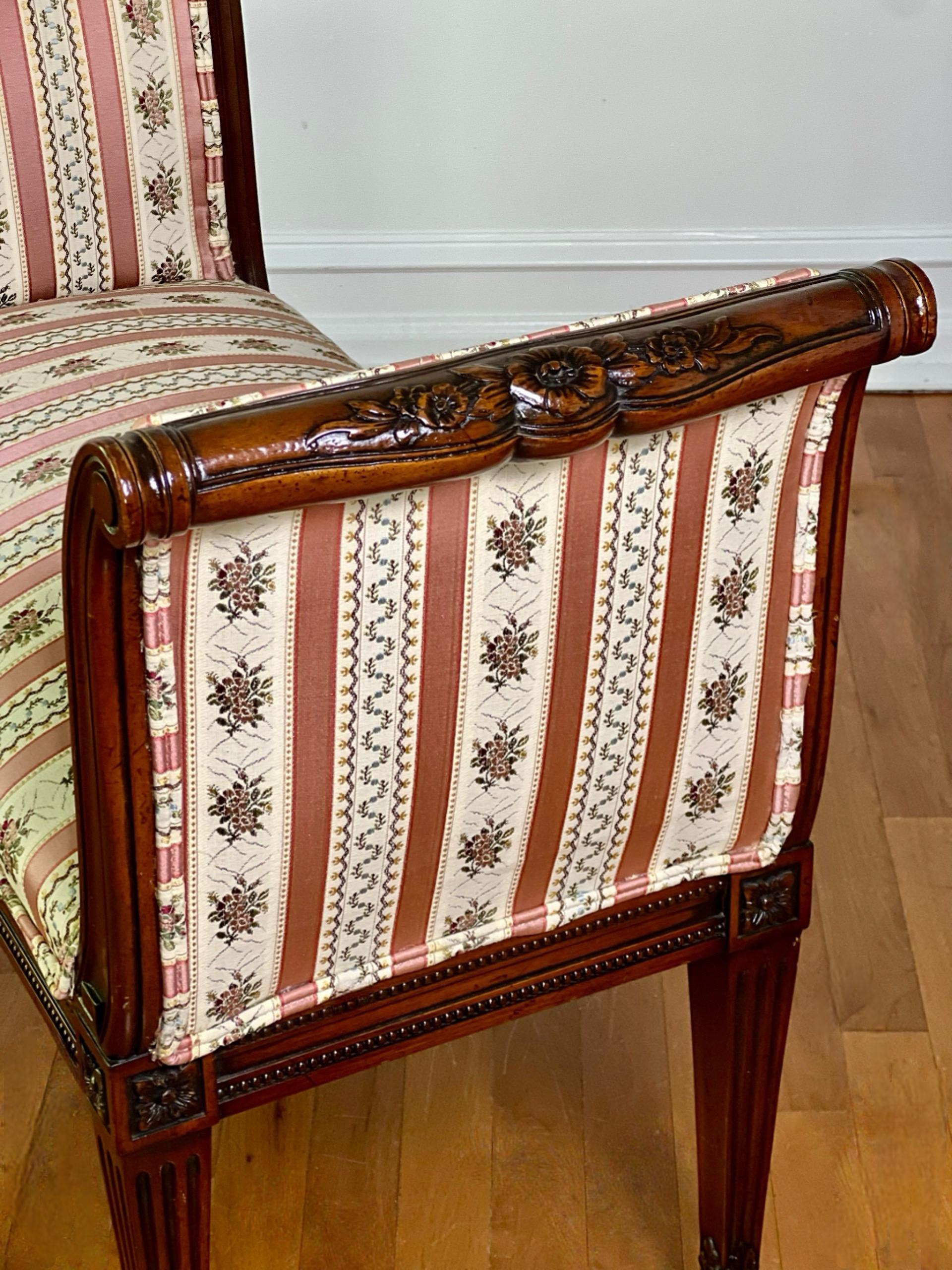 French Louis XVI Style Carved Mahogany Upholstered Bench For Sale 5