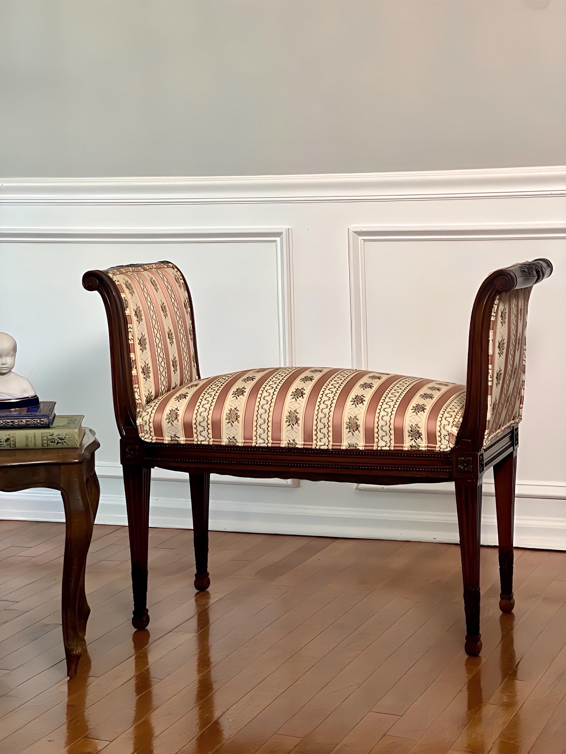 French Louis XVI Style Carved Mahogany Upholstered Bench For Sale 10