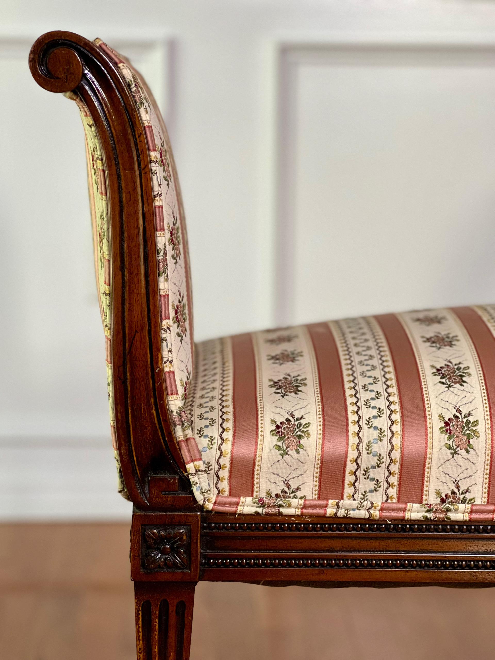 French Louis XVI Style Carved Mahogany Upholstered Bench For Sale 2