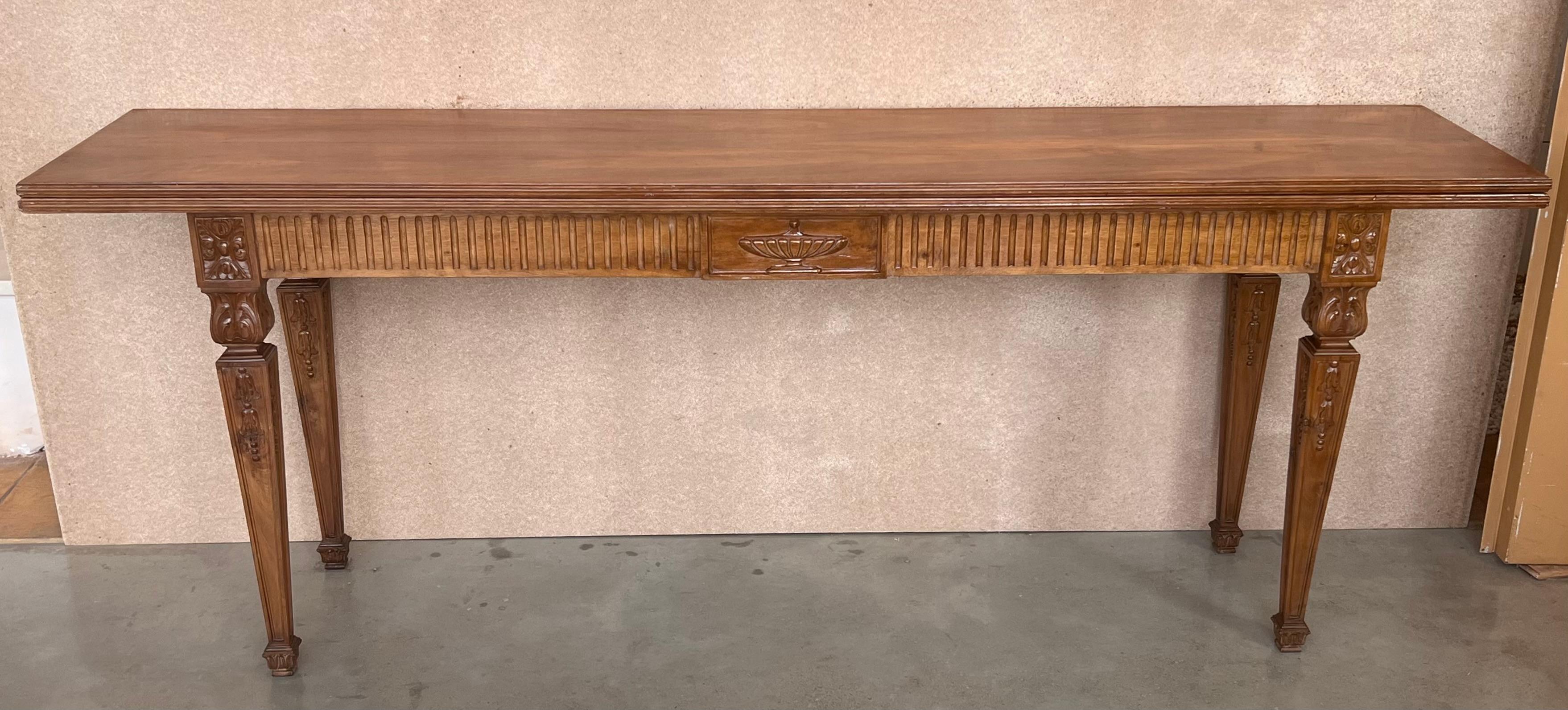 French Louis XVI Style Carved Oak Convertible Console or Dining Table In Good Condition In Miami, FL