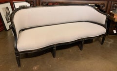 Französisches Corbeille-Canape-Sofa im Louis-XVI-Stil aus geschnitztem Holz:: Ende 19