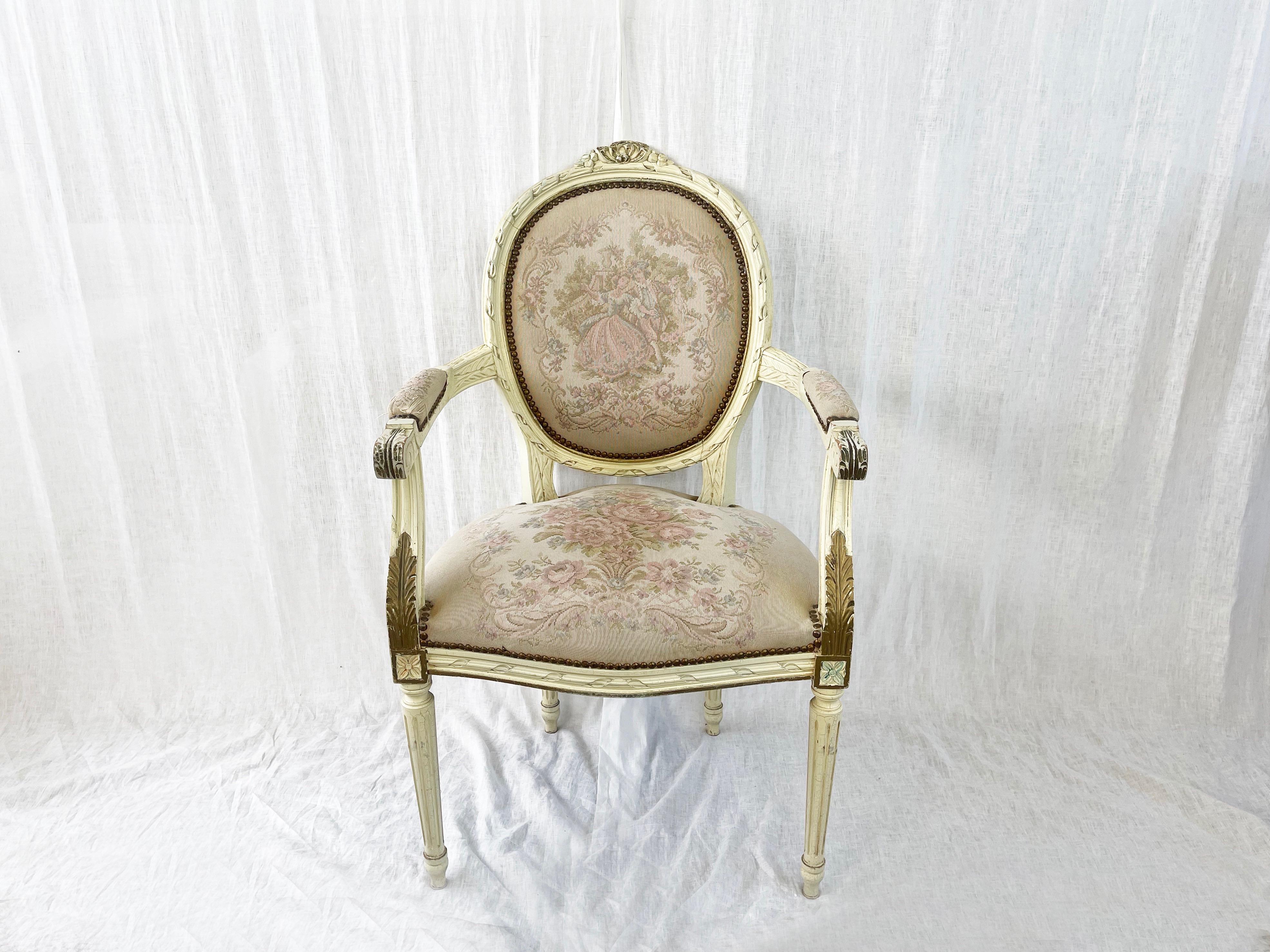 Canapé et paire de fauteuils en bois sculpté de style Louis XVI, Vintage État moyen - En vente à Andernach, DE