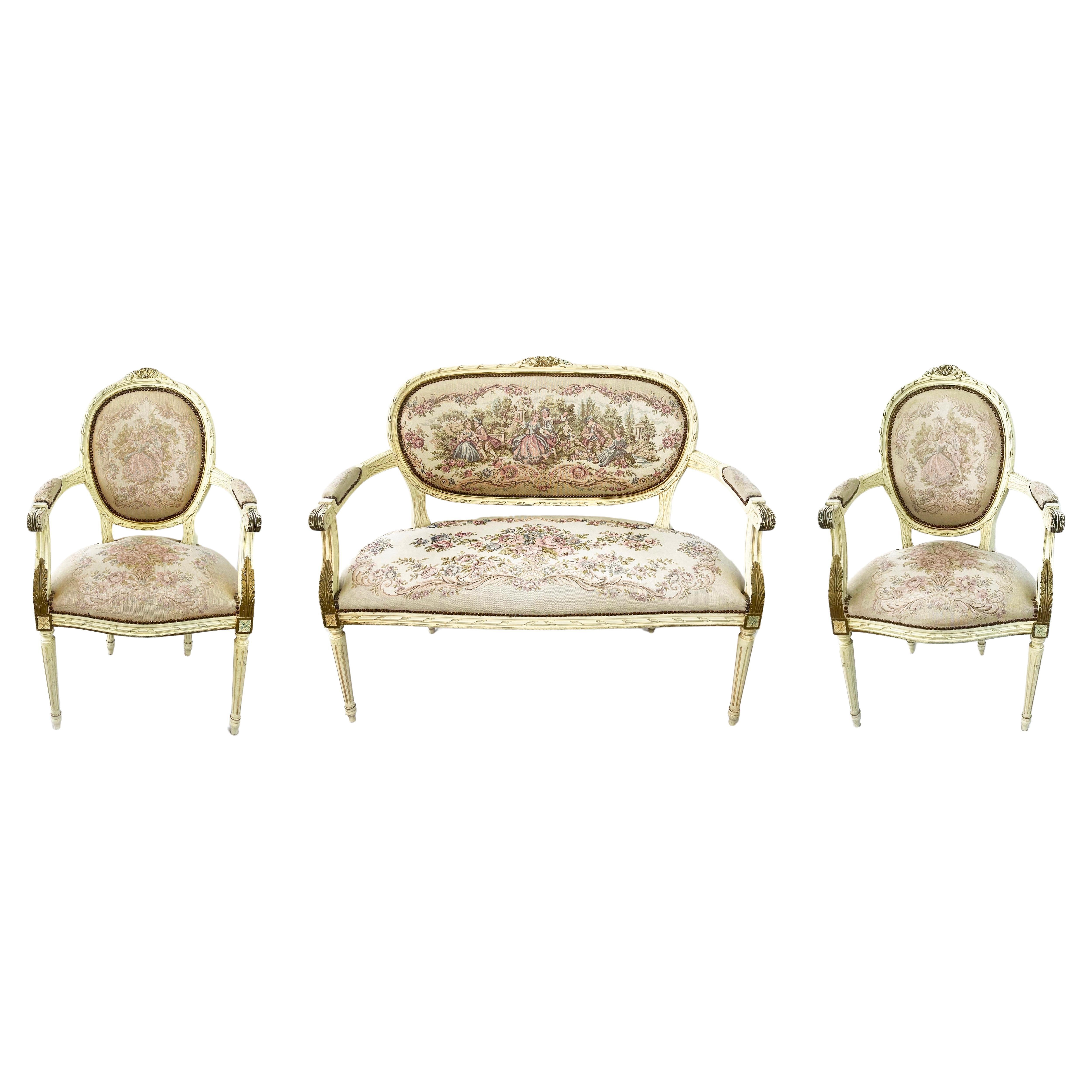 Canapé et paire de fauteuils en bois sculpté de style Louis XVI, Vintage