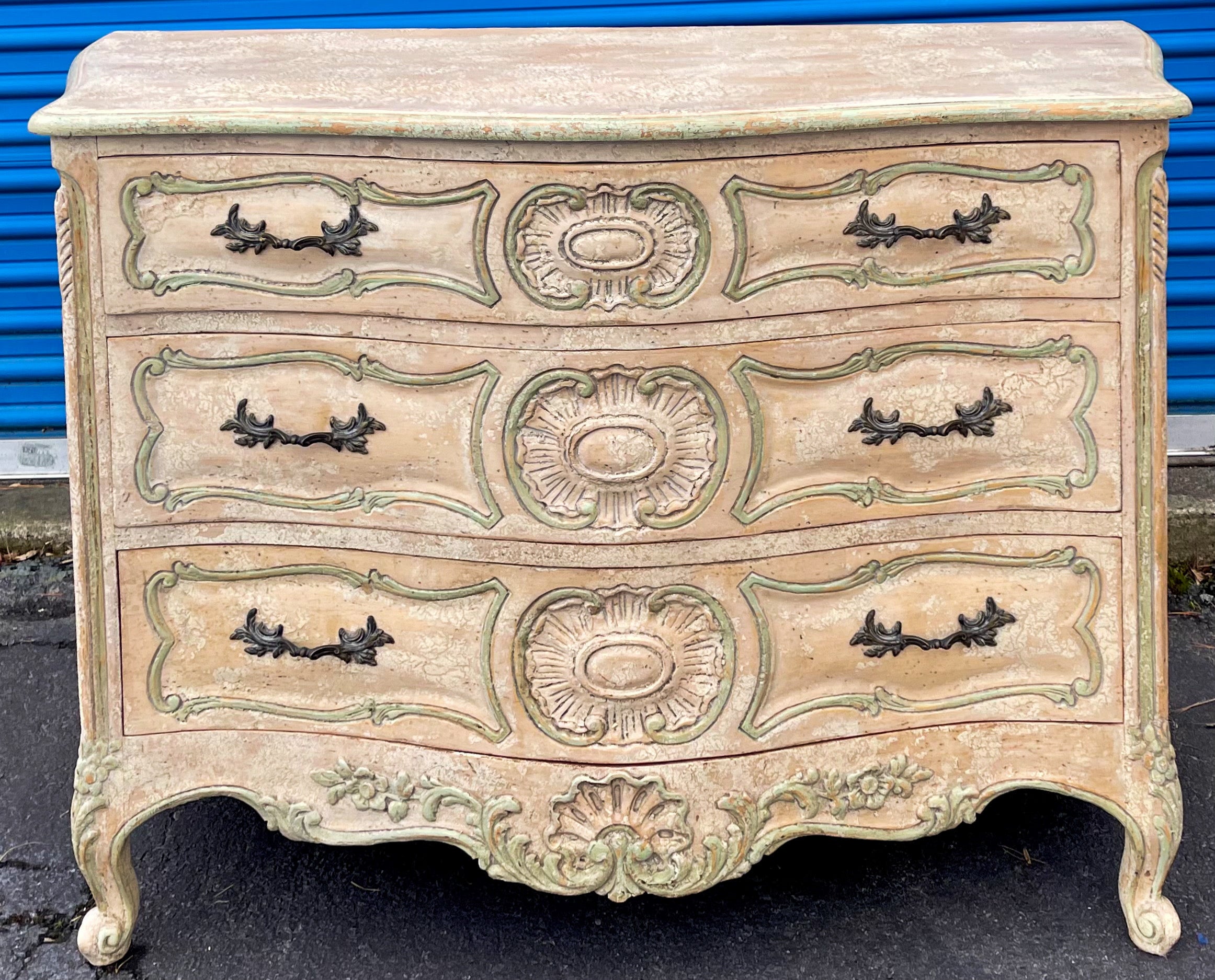 Italian French Louis XVI Style Cerused Painted Commode / Chest with Carved Shell Motif For Sale