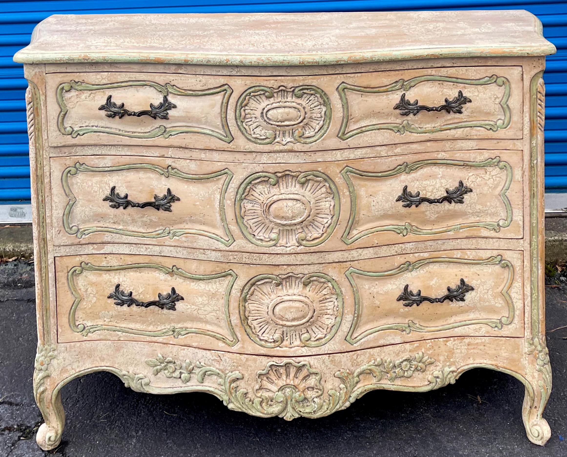French Louis XVI Style Cerused Painted Commode / Chest with Carved Shell Motif In Good Condition For Sale In Kennesaw, GA