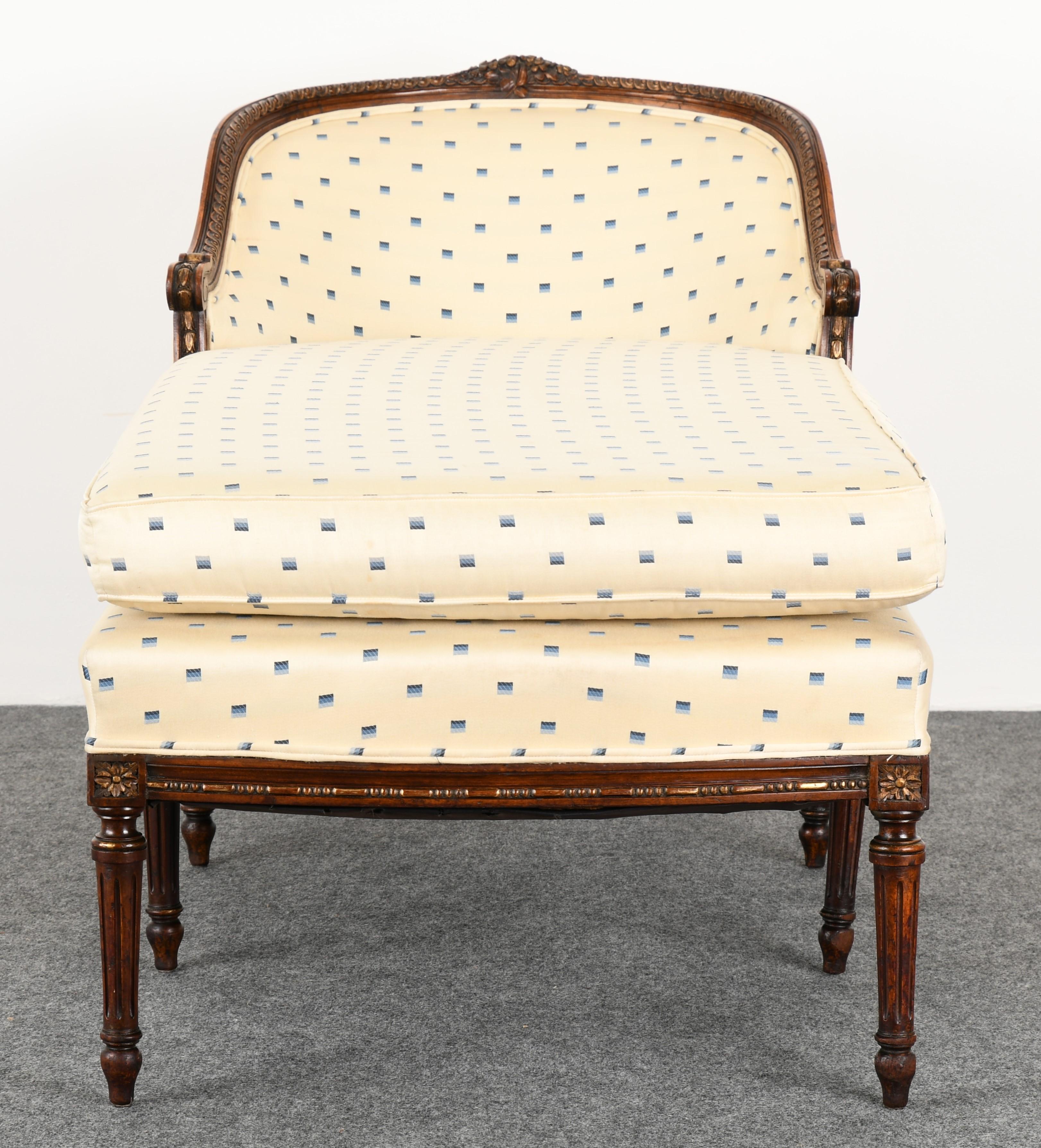 French Louis XVI Style Chaise Lounge, 19th Century (Louis XVI.)