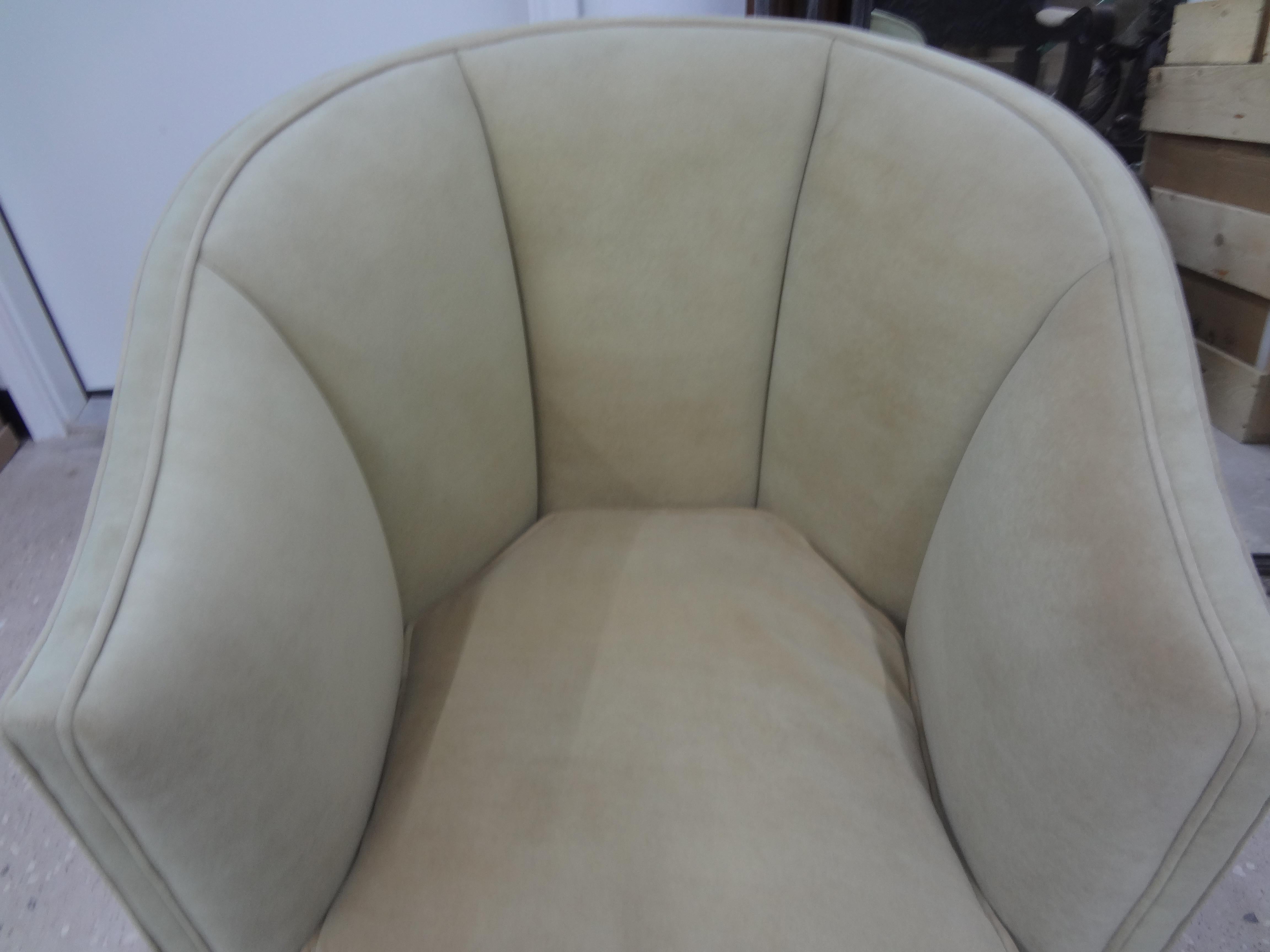 French Louis XVI Style Channel Back Bergere In Good Condition For Sale In Houston, TX