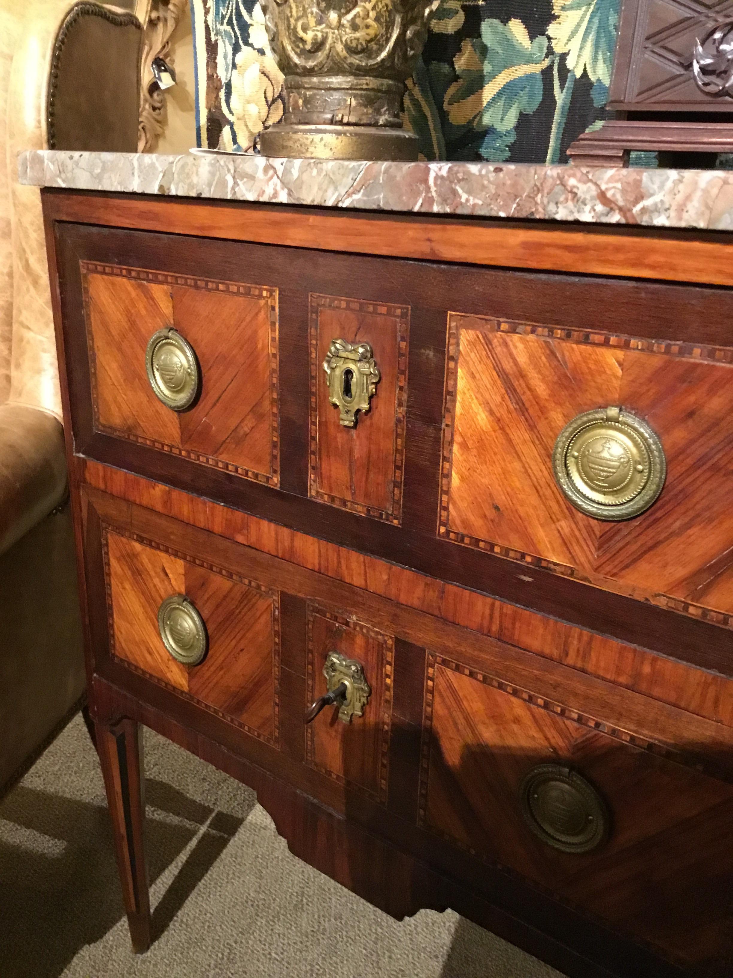 French Louis XVI style Chest 19 th c. In Good Condition In Houston, TX