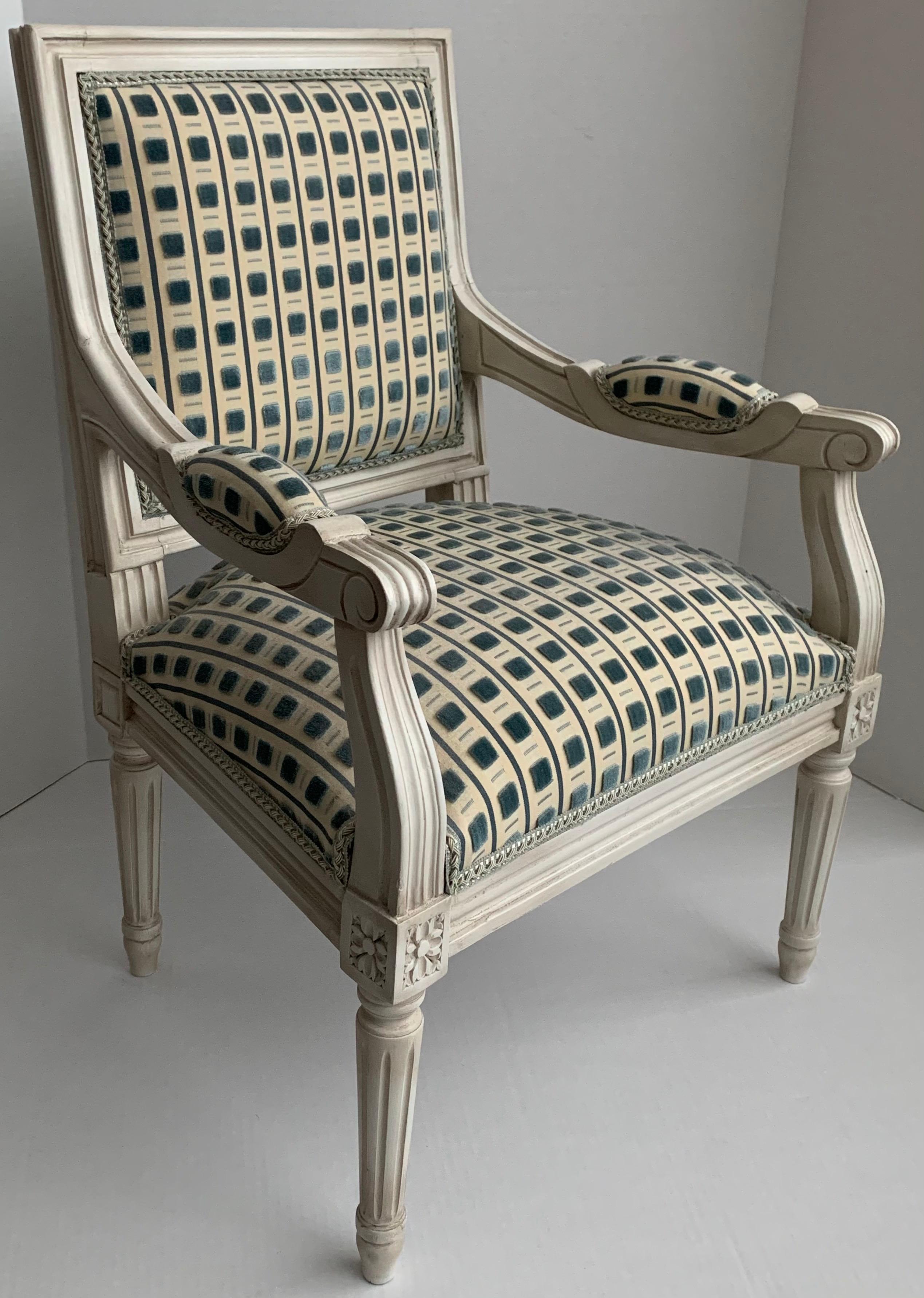 French Louis XVI Style Children’s Upholstered Armchair In Good Condition In Stamford, CT