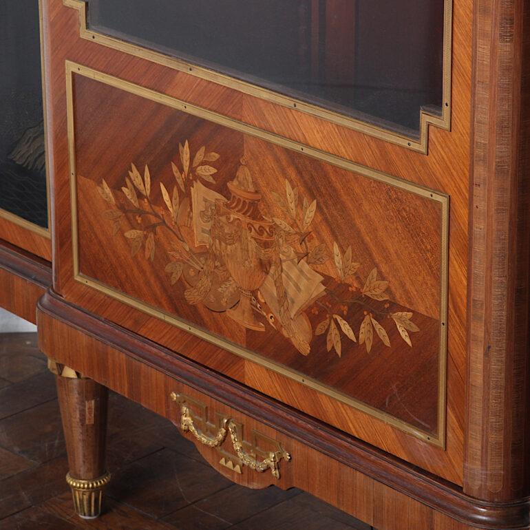 French Louis XVI Style Chinoiserie Three-Door Bookcase or Armoire ‘L. Bontemps’ In Good Condition In Vancouver, British Columbia