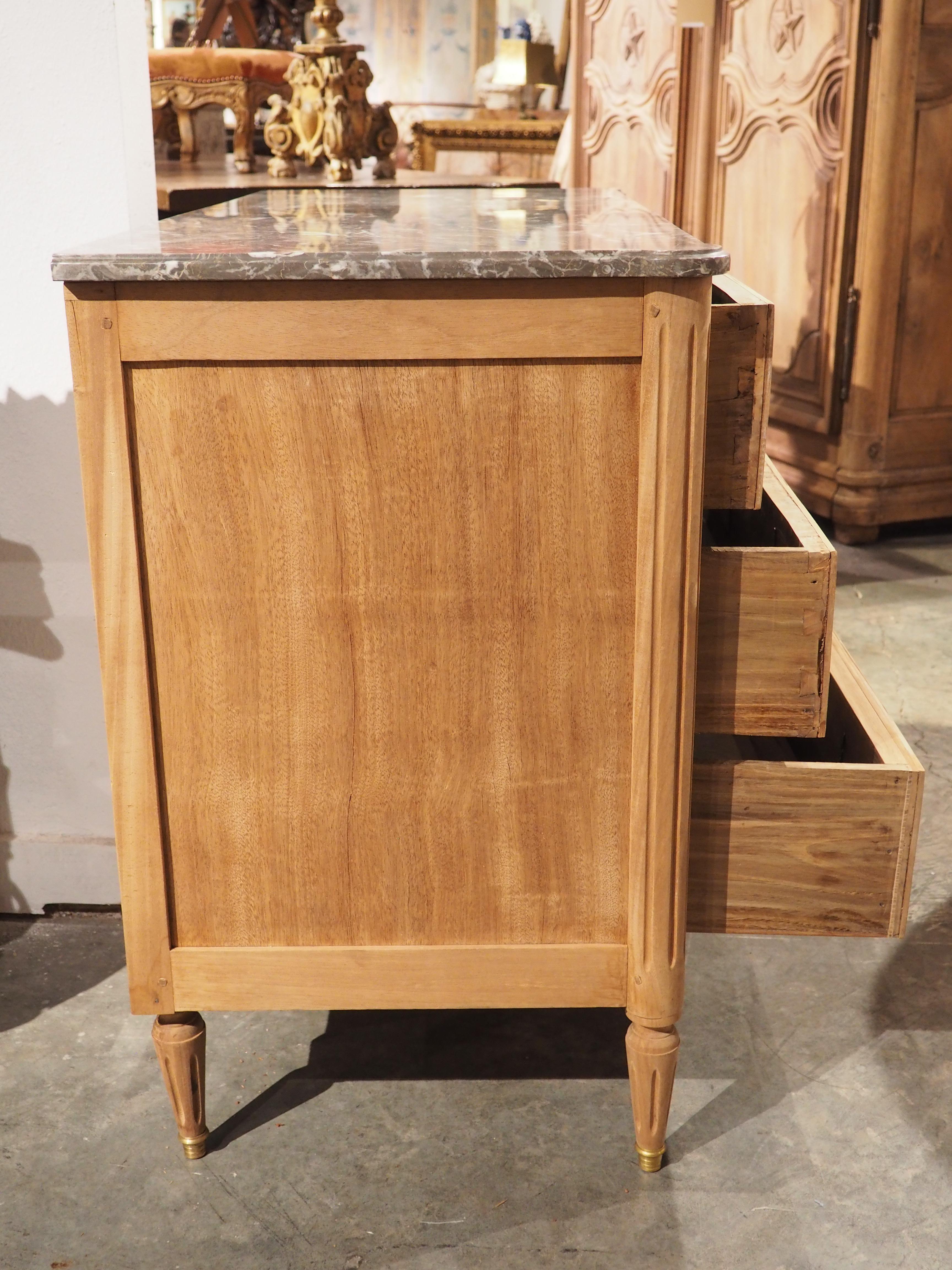 Early 20th Century French Louis XVI Style Commode in Bleached Mahogany, Circa 1900