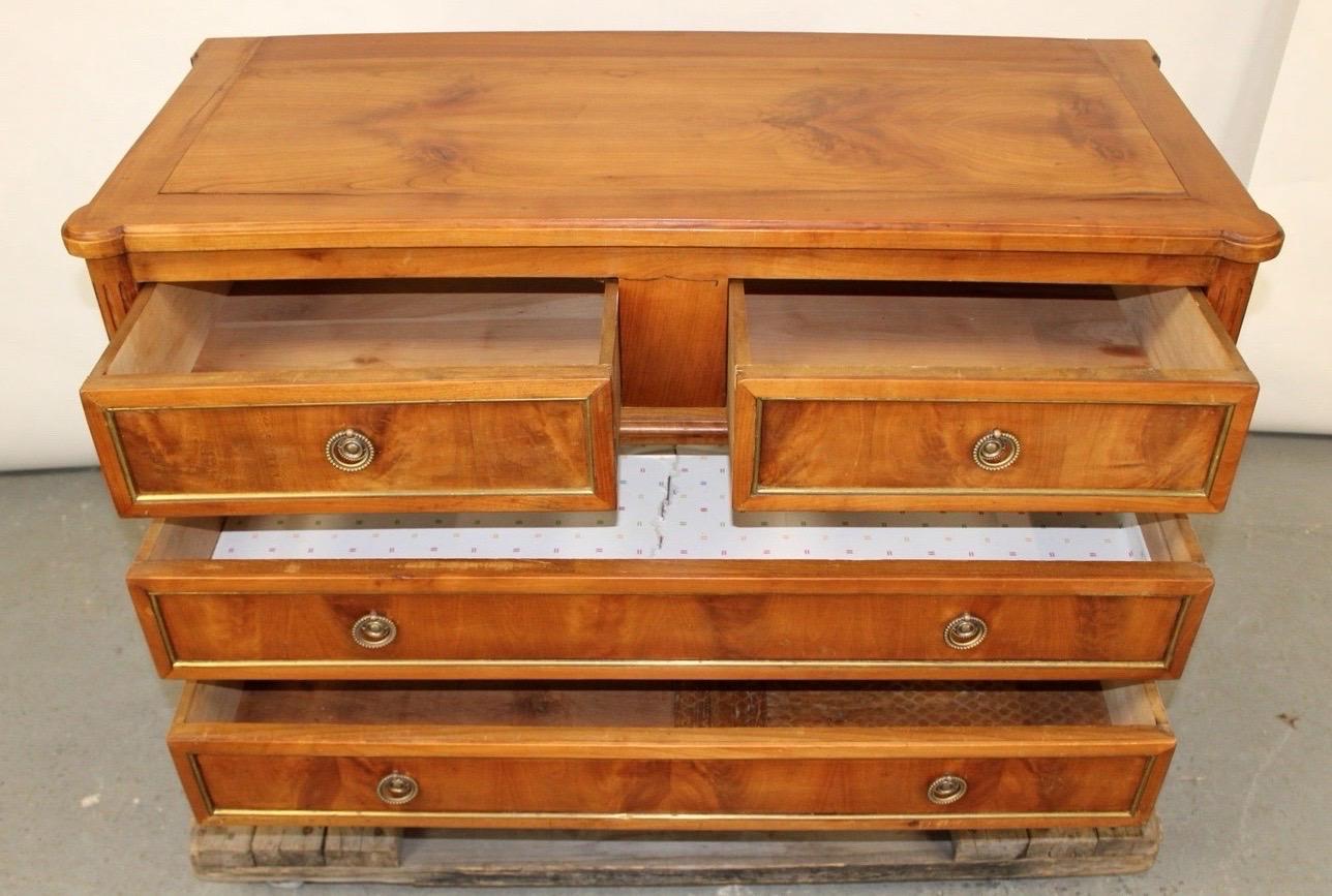 French Louis XVI Style Commode in Walnut with Bronze Trim In Good Condition For Sale In Atlanta, GA