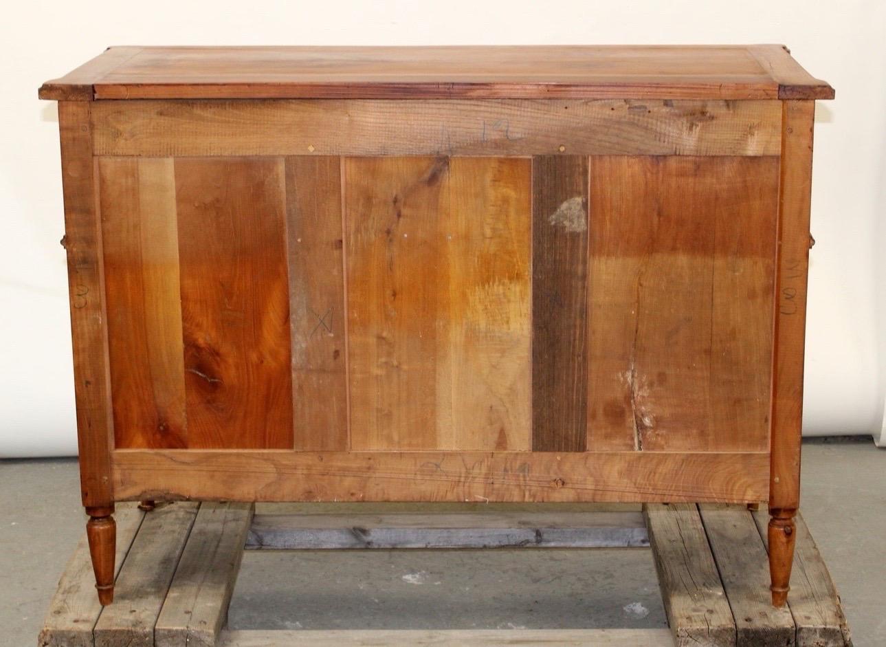 French Louis XVI Style Commode in Walnut with Bronze Trim For Sale 4
