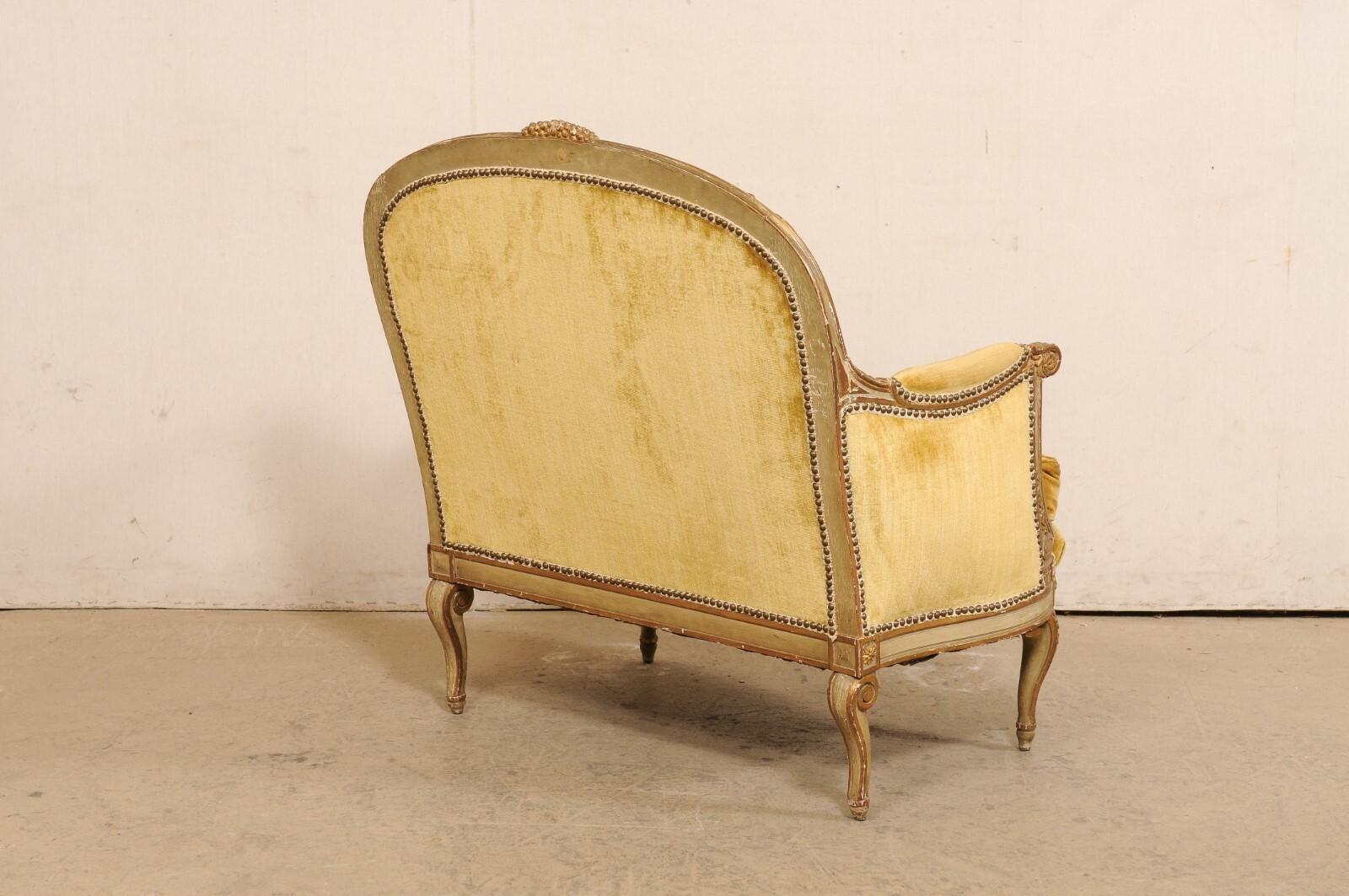 French Louis XVI Style Cut-Velvet Marquise For Sale 1