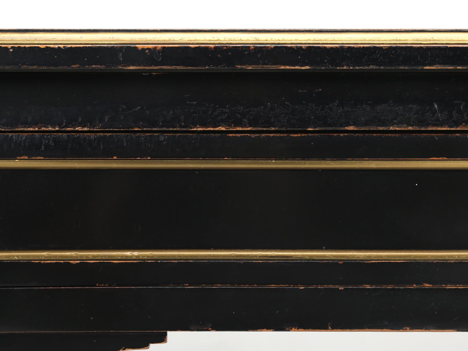 French Louis XVI Style Desk in Black Lacquer and Black Leather 3