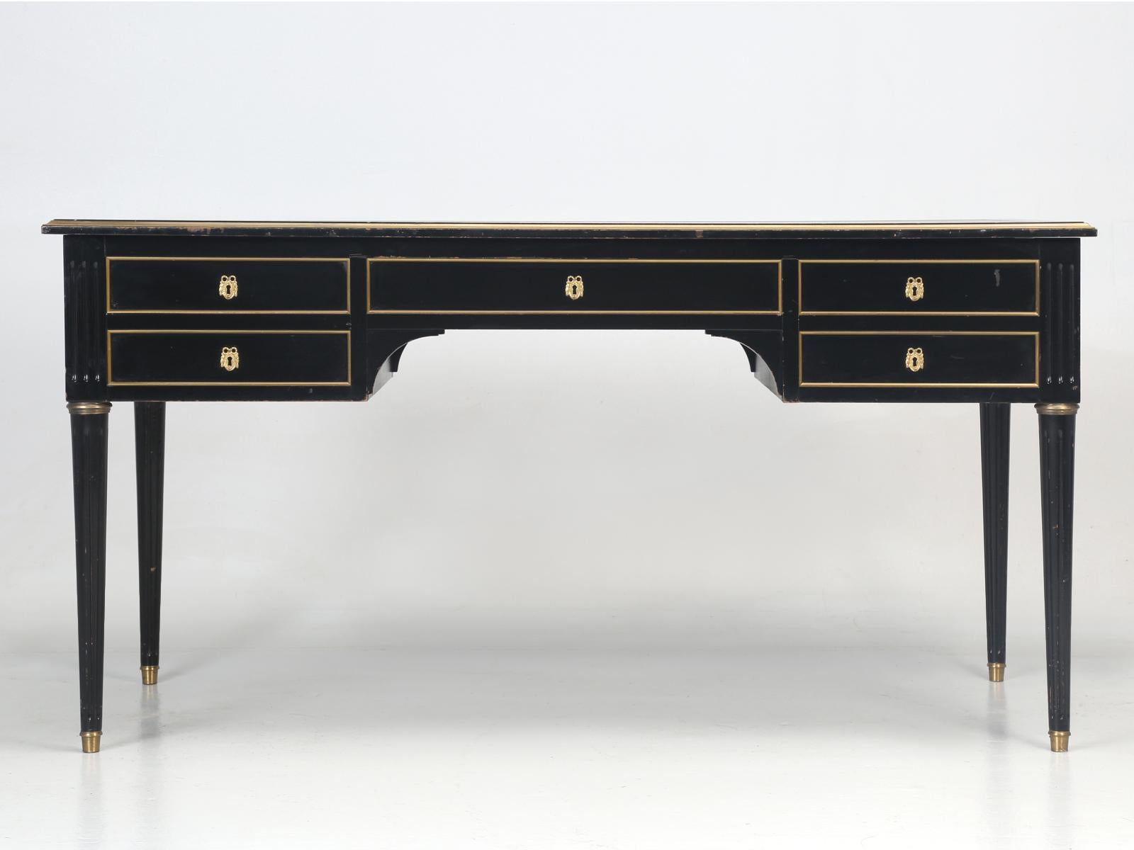 French Louis XVI Style Desk in Black Lacquer and Black Leather 10