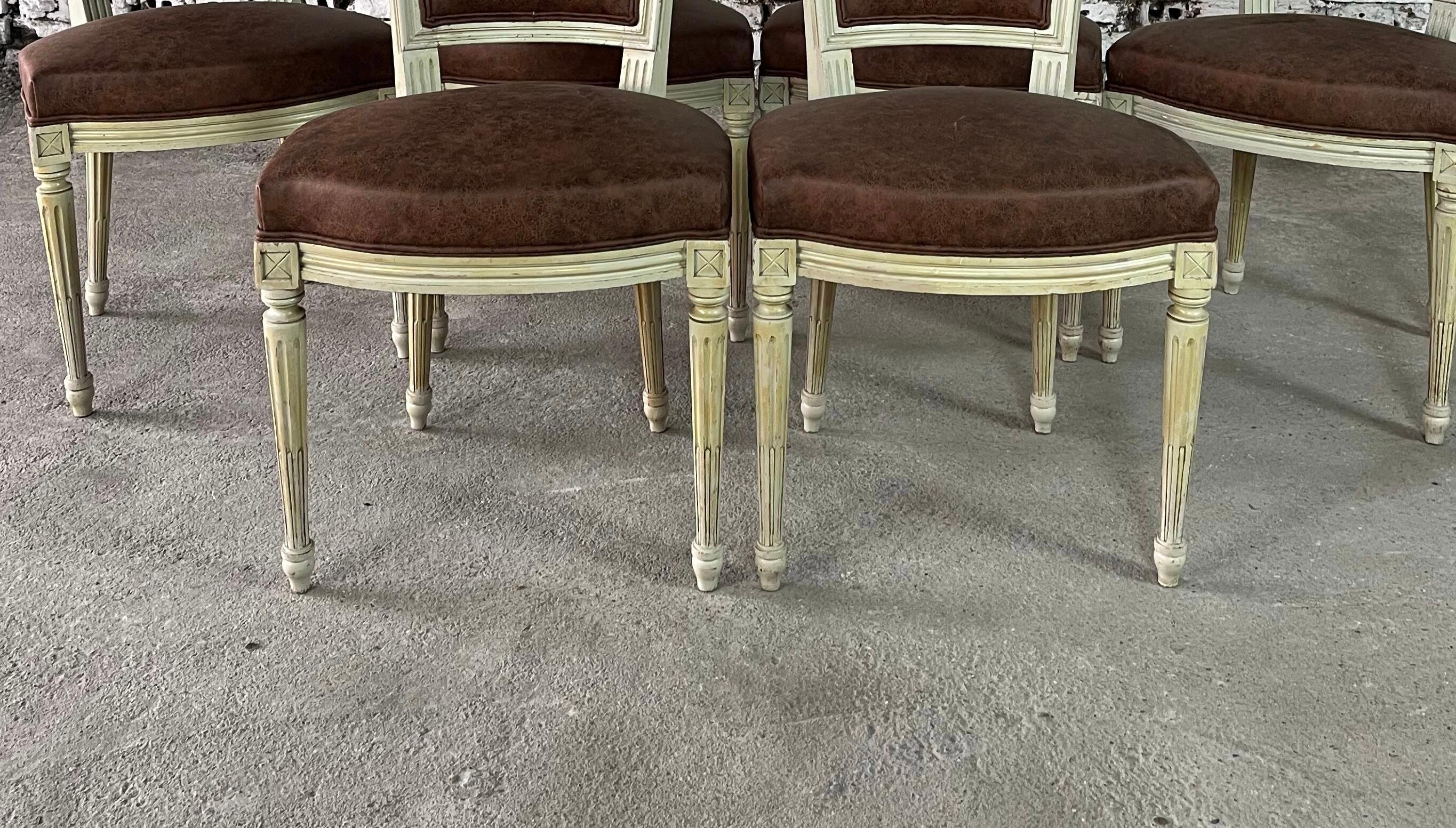 French Louis XVI Style Dining Chairs, Reupholstered – Set of 6 en vente 7
