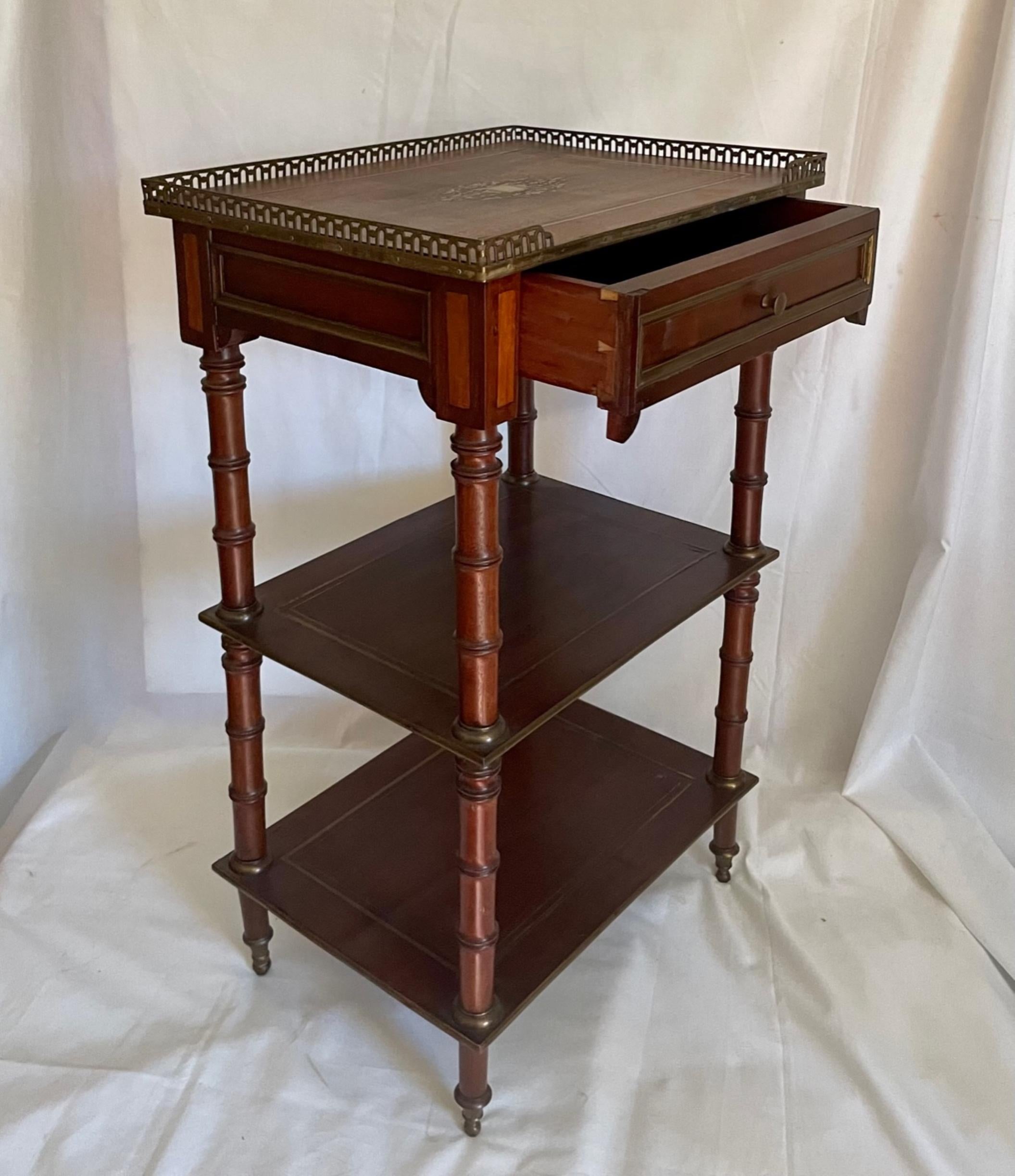 French Louis XVI Style Directoire Mahogany Etagere Side Table In Good Condition In Vero Beach, FL
