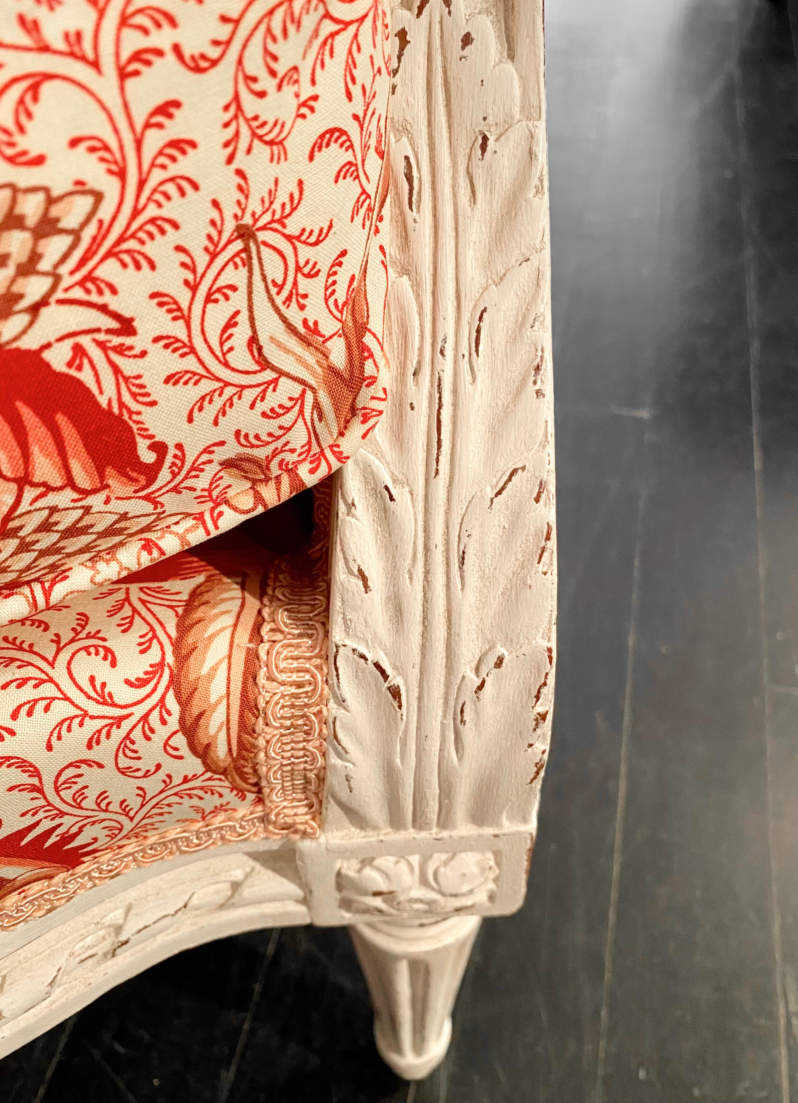 French Louis XVI Style Duchesse Brisée Chaise Upholstered in Braquenié Toile 11