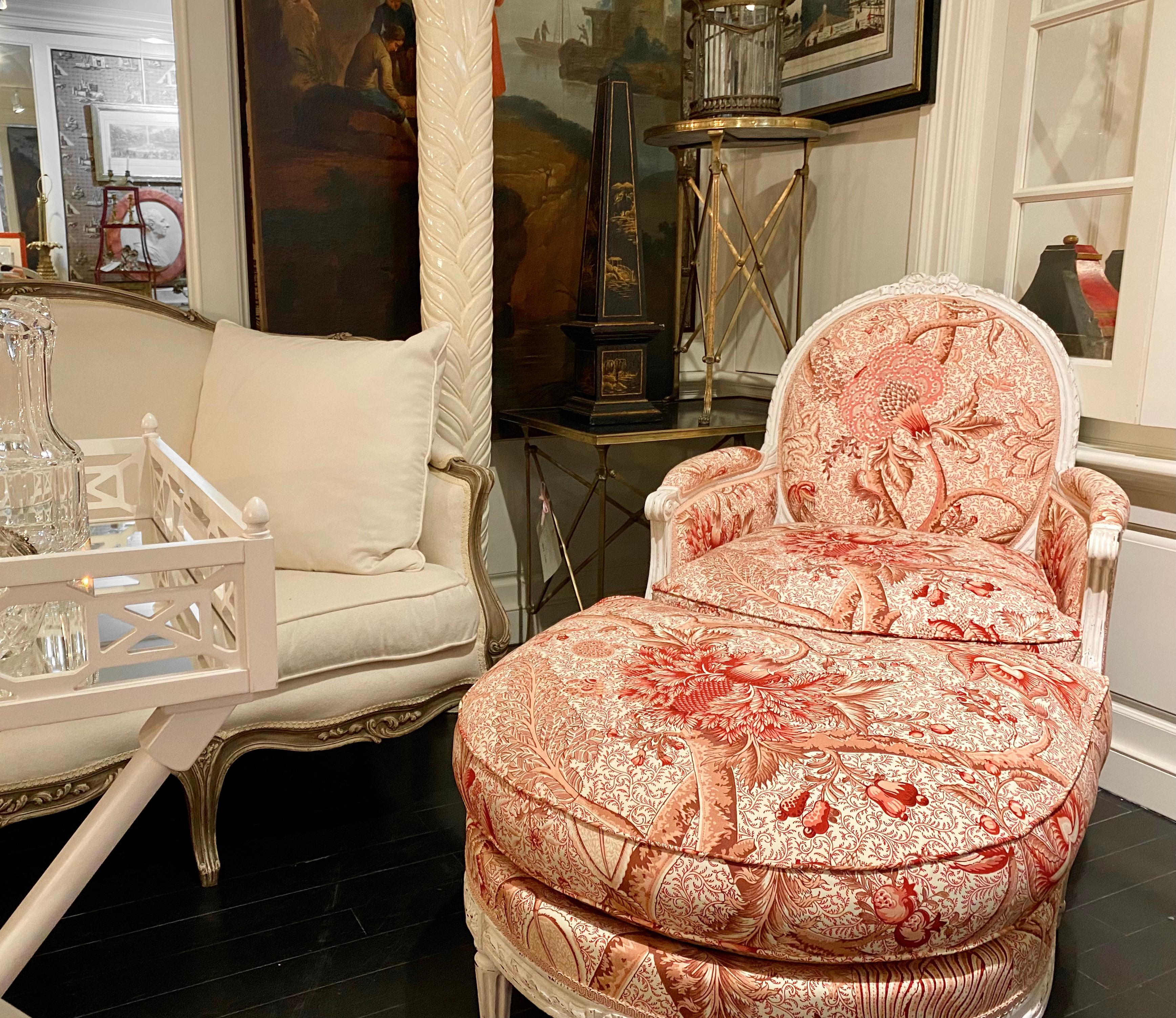 French Louis XVI Style Duchesse Brisée Chaise Upholstered in Braquenié Toile 2