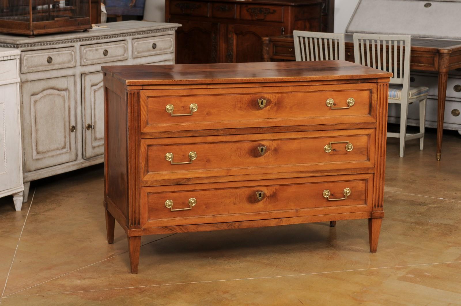 French Louis XVI Style Early 19th Century Walnut Commode with Three Drawers For Sale 8