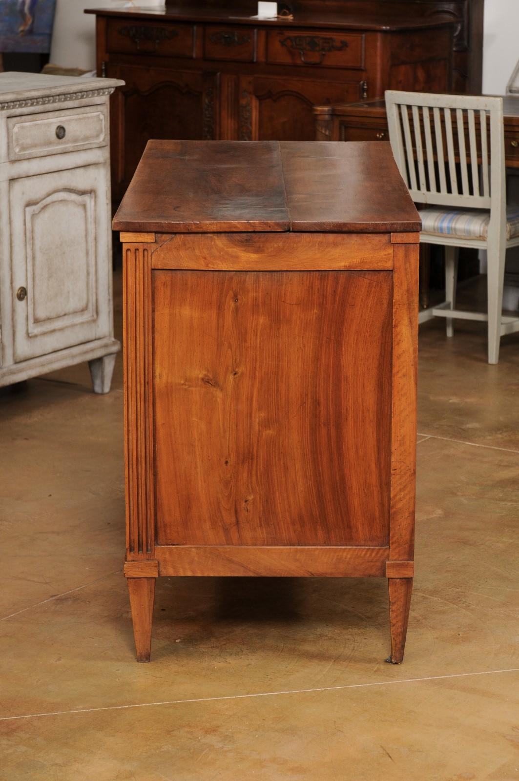 French Louis XVI Style Early 19th Century Walnut Commode with Three Drawers For Sale 3