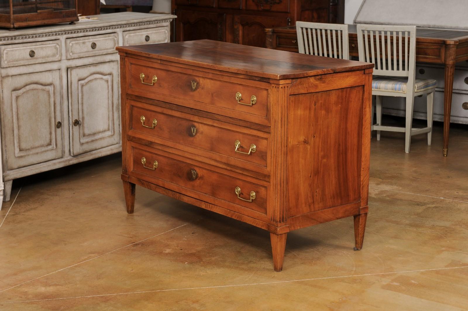 French Louis XVI Style Early 19th Century Walnut Commode with Three Drawers For Sale 4