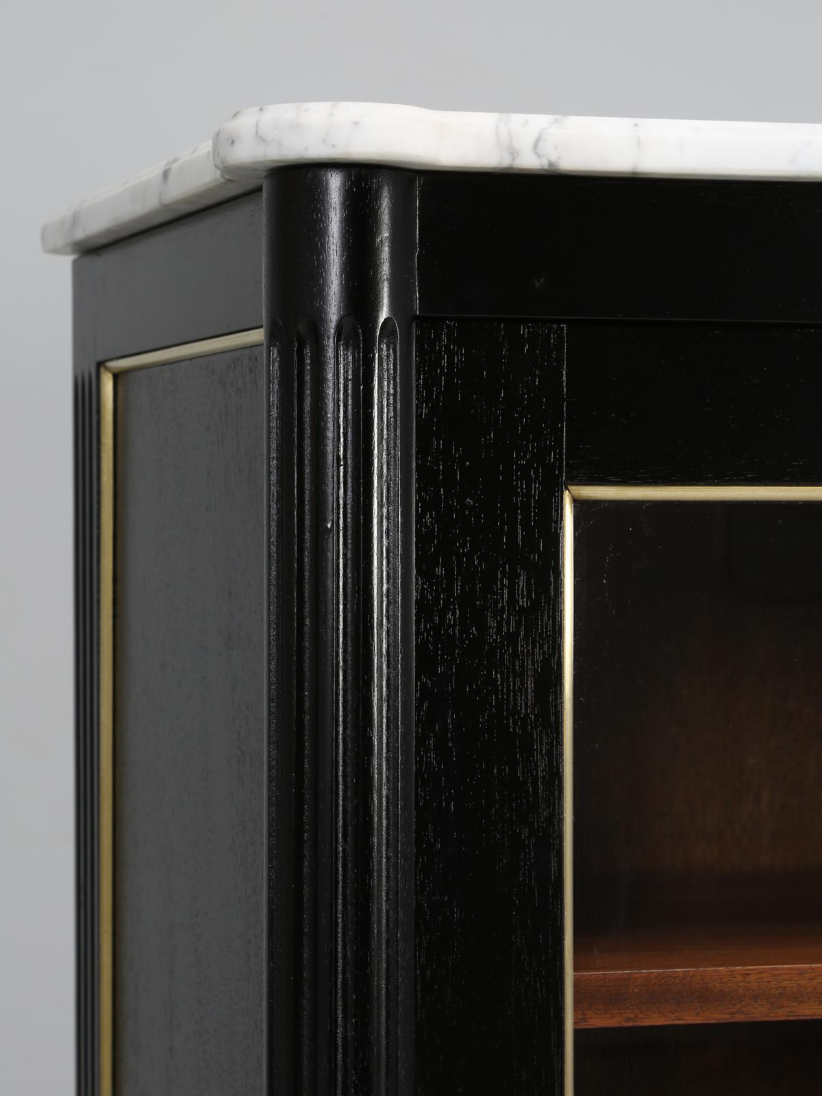 French Louis XVI Style Ebonized Bibliotheque, or Bookcase In Good Condition In Chicago, IL