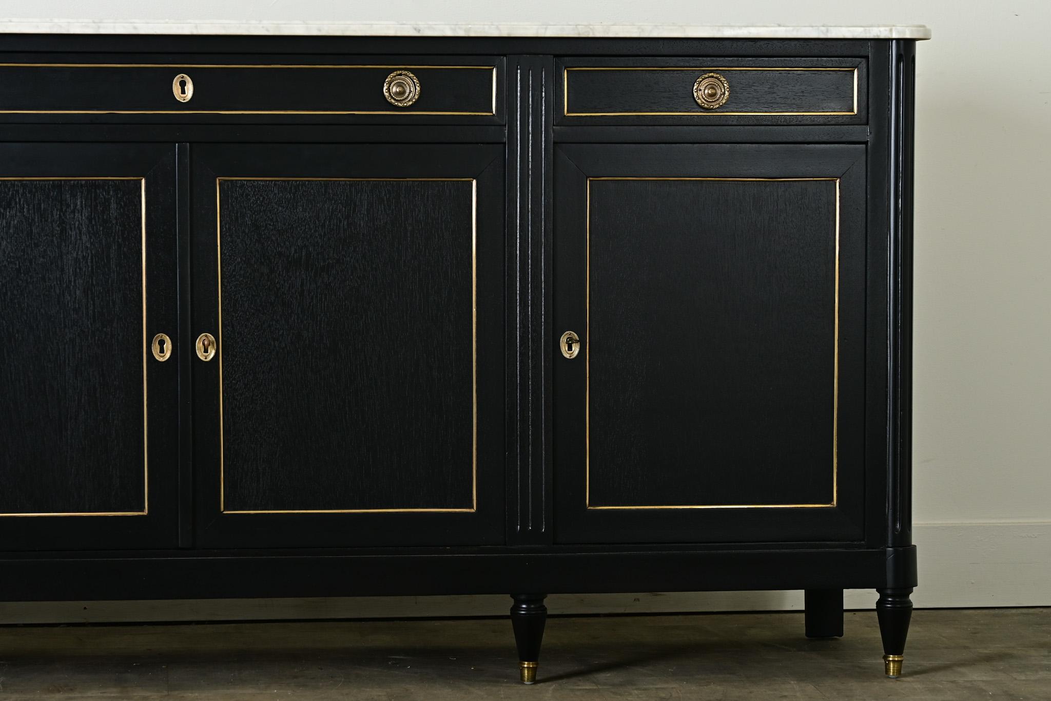 Französische Enfilade im Louis-XVI.-Stil, ebonisiert und aus Marmor (Ebonisiert) im Angebot
