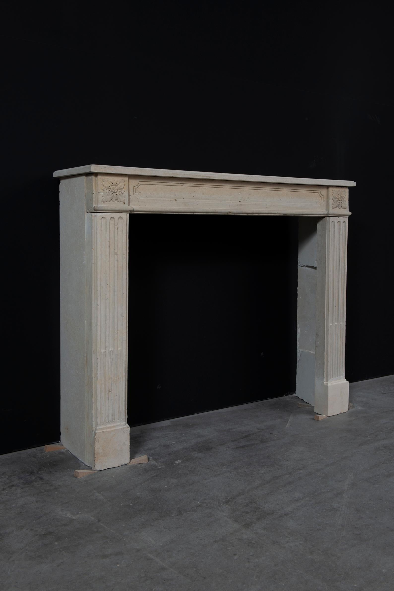 Hand-Carved French Louis XVI Style Fireplace Mantel, 19th Century For Sale