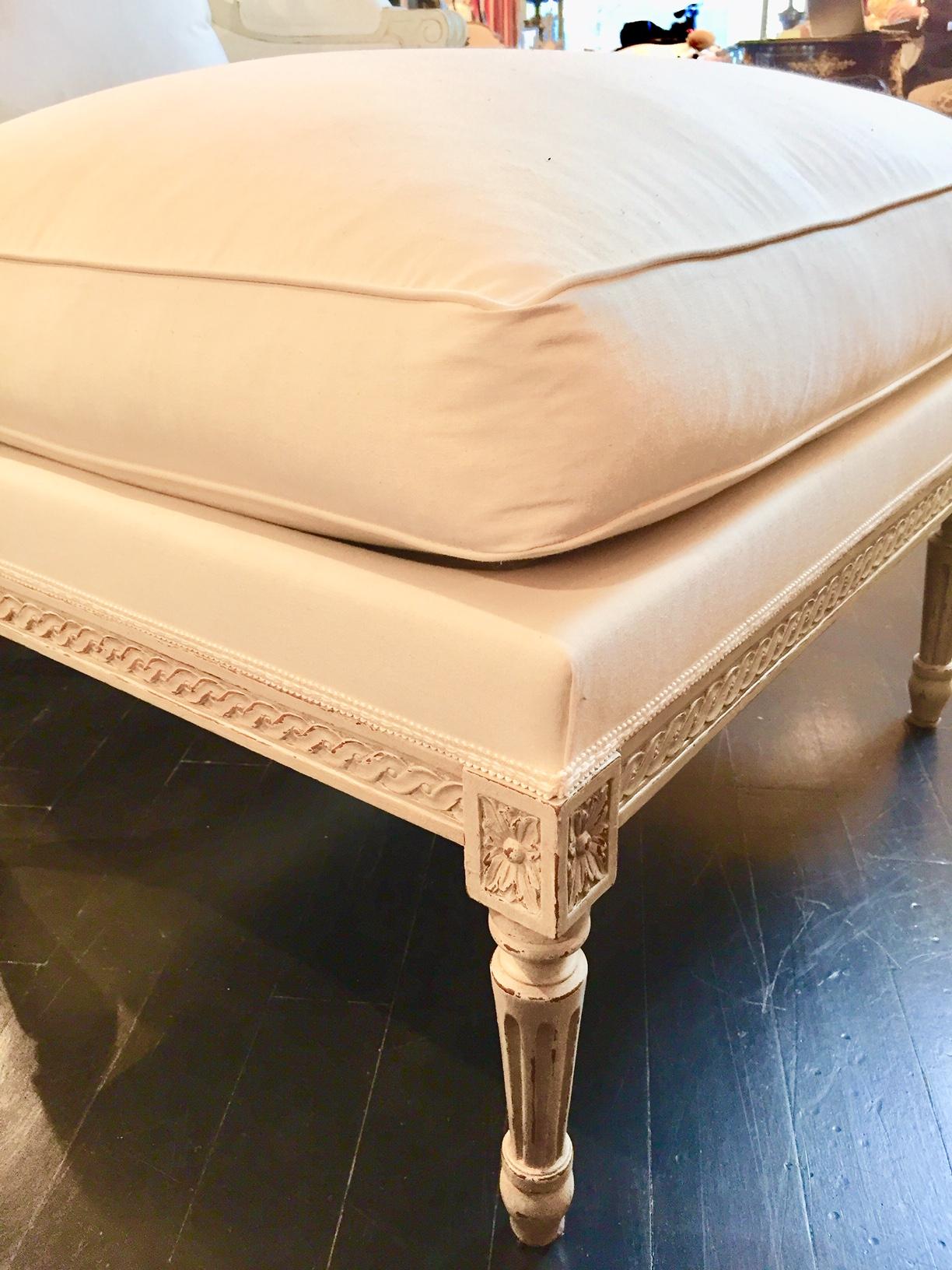 Carved French Louis XVI Style Footstool Repose Pied, Trianon Grey