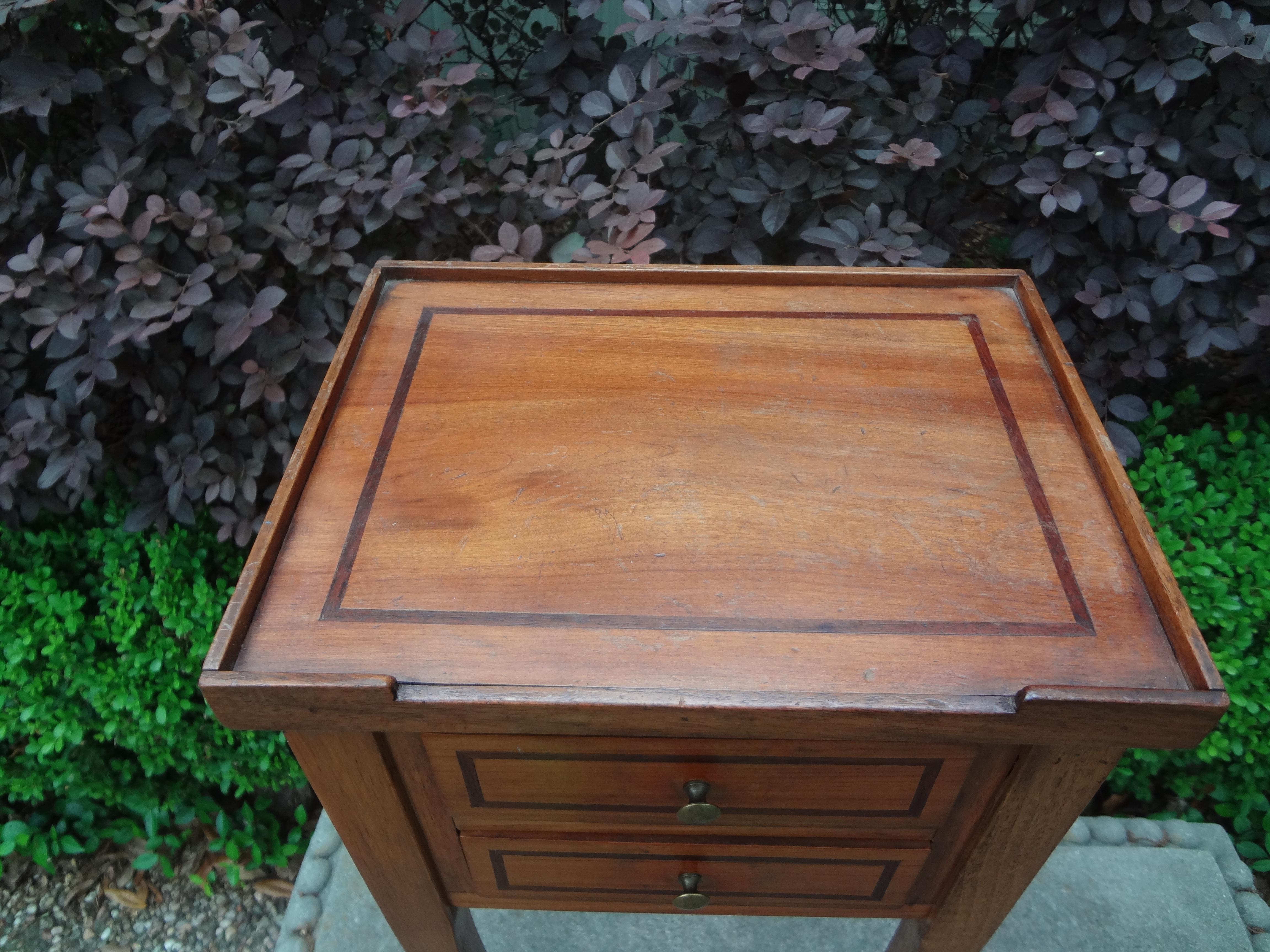 French Louis XVI Style Fruitwood Table or Nightstand In Good Condition In Houston, TX