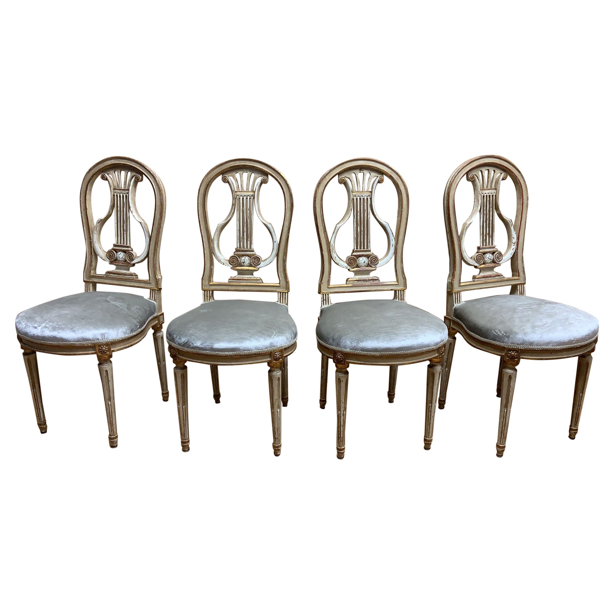 Französische Esszimmerstühle im Louis-XVI.-Stil mit vergoldeter Ballonrückenlehne, neu gepolstert im Angebot