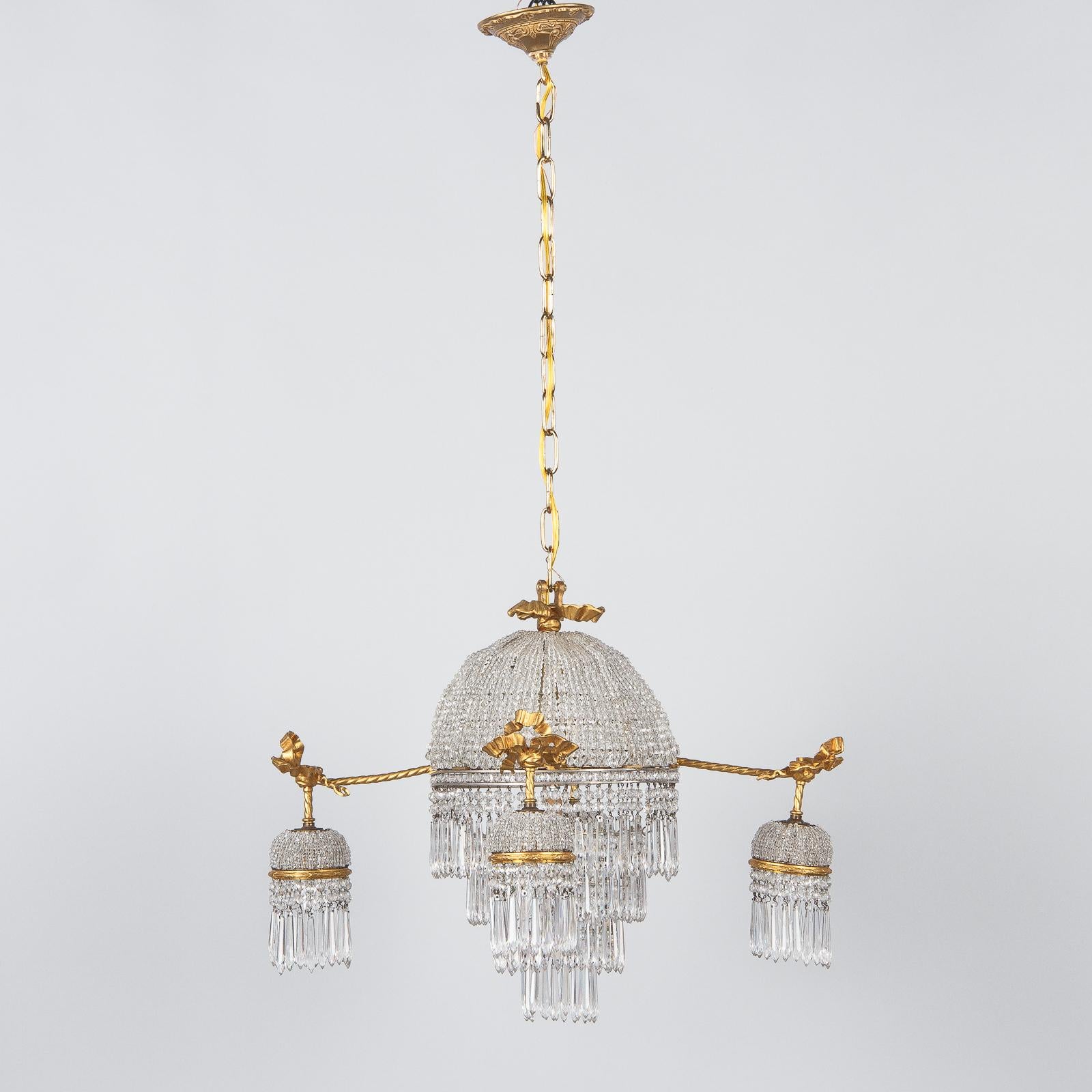 French Louis XVI Style Gilded Bronze and Crystal 5-Light Chandelier, 1900s 8
