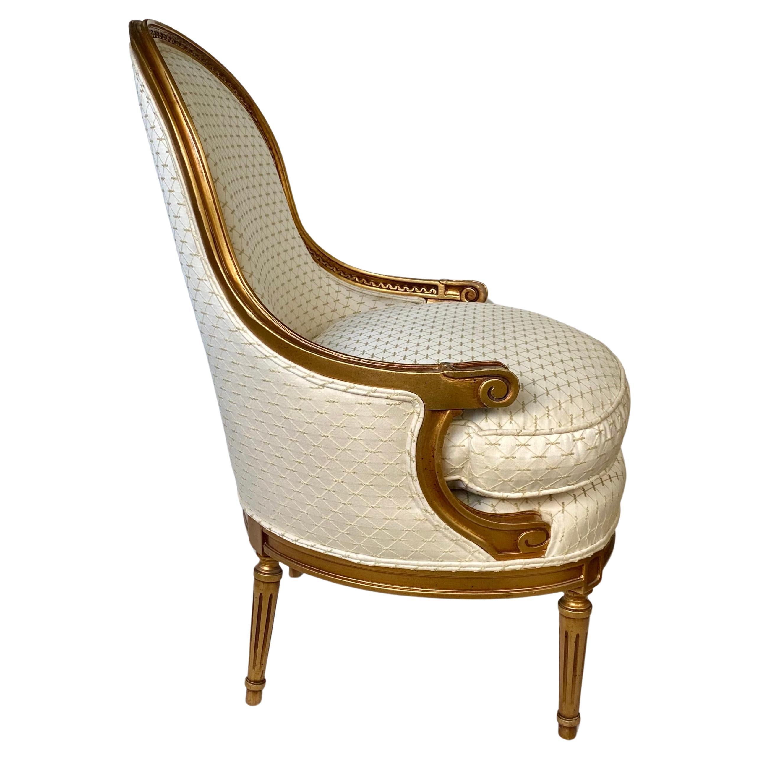 French Louis XVI Style Gilt Barrel Back Bergere Chair In Good Condition In Lambertville, NJ