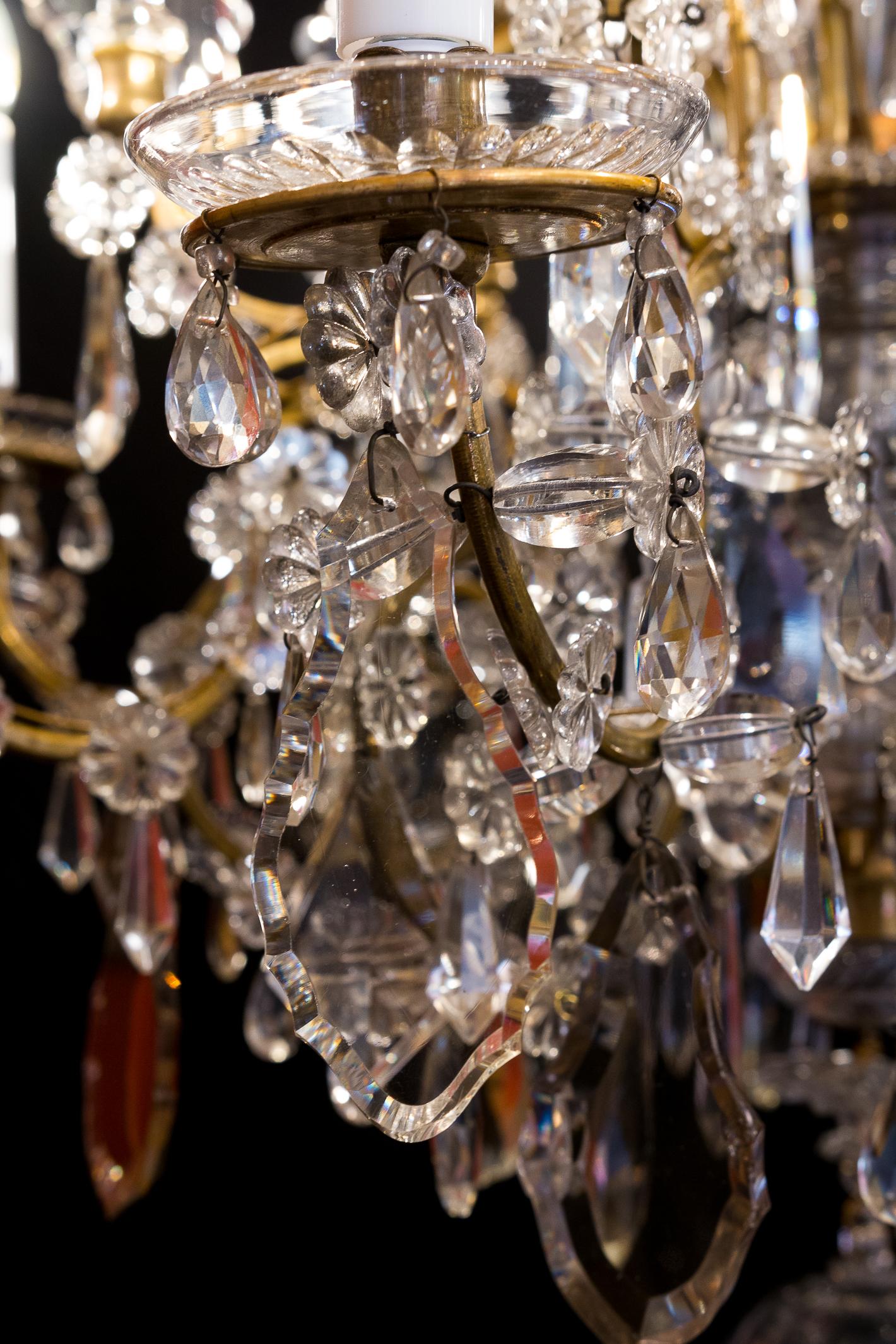French Louis XVI Style, Gilt-Bronze and Cut-Crystal Chandelier by Maison Baguès 7