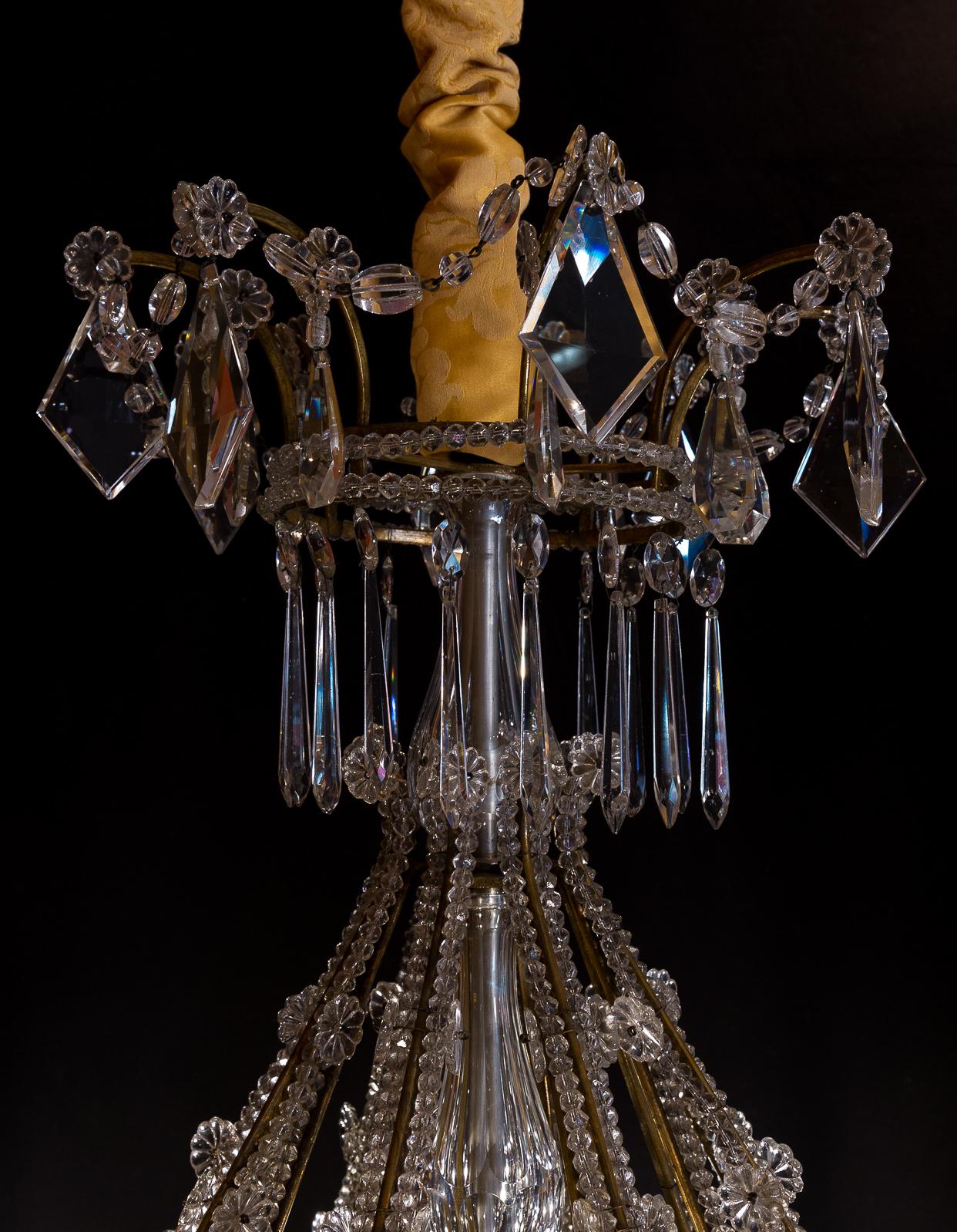 French Louis XVI Style, Gilt-Bronze and Cut-Crystal Chandelier by Maison Baguès In Excellent Condition In Saint Ouen, FR