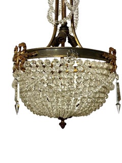 Lustre français de style Louis XVI en bronze doré et cristal taillé, vers 1900