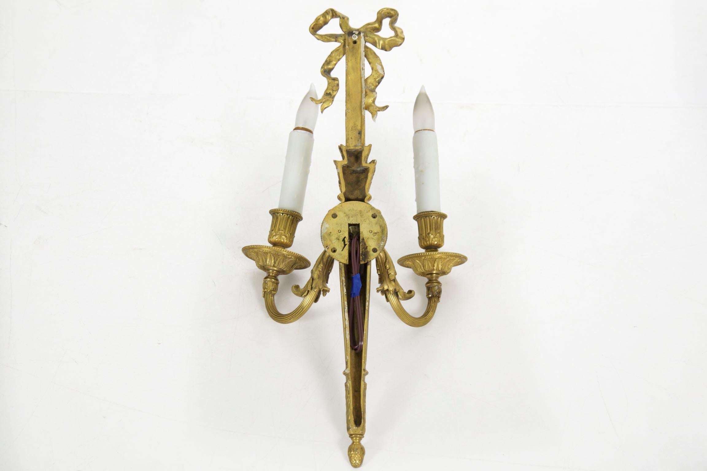 French Louis XVI Style Gilt Bronze Antique Candelabra Wall Sconce, 19th Century 8