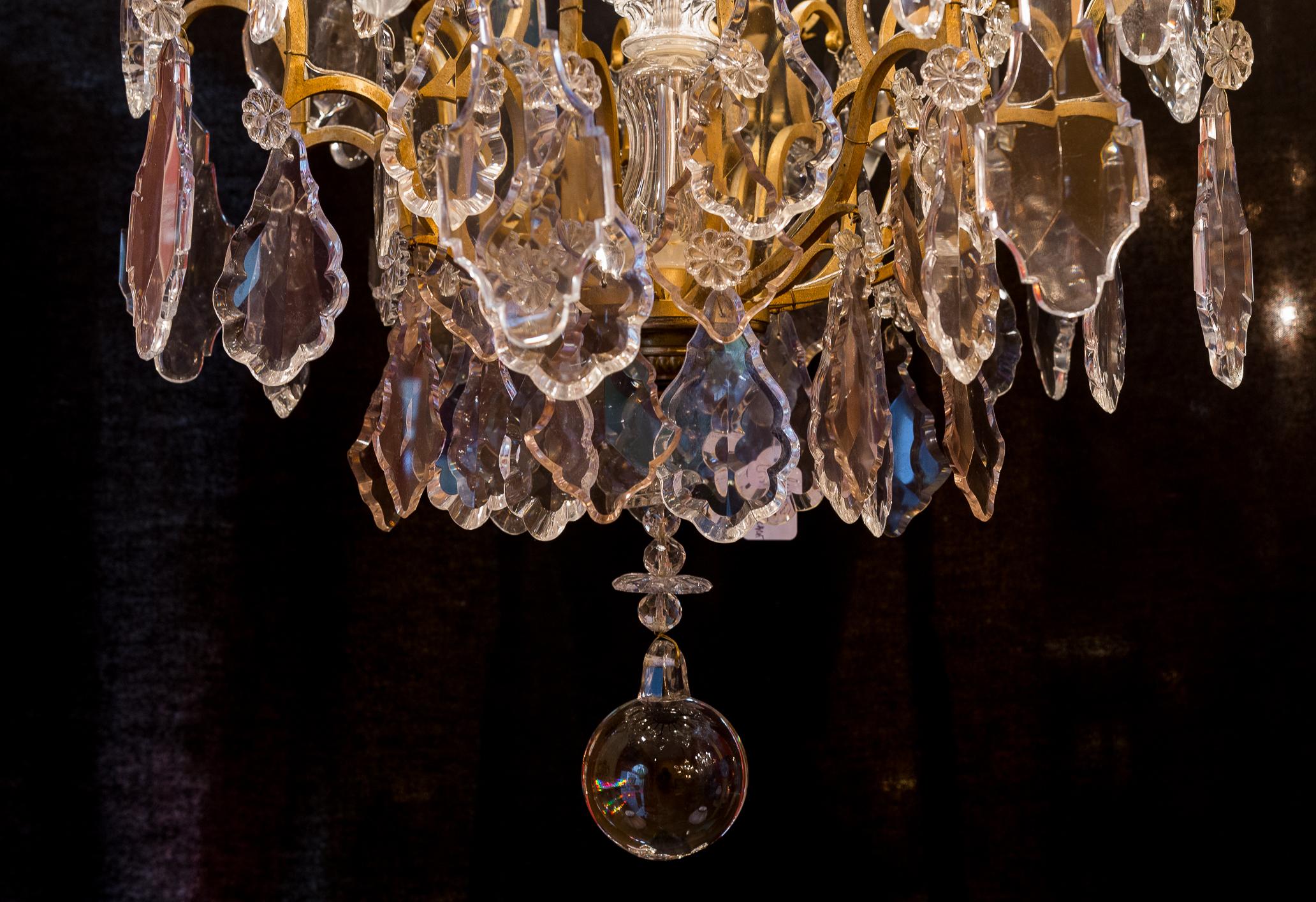 French Louis XVI Style Gilt-Bronze and Crystal Chandelier, circa 1890-1910 10