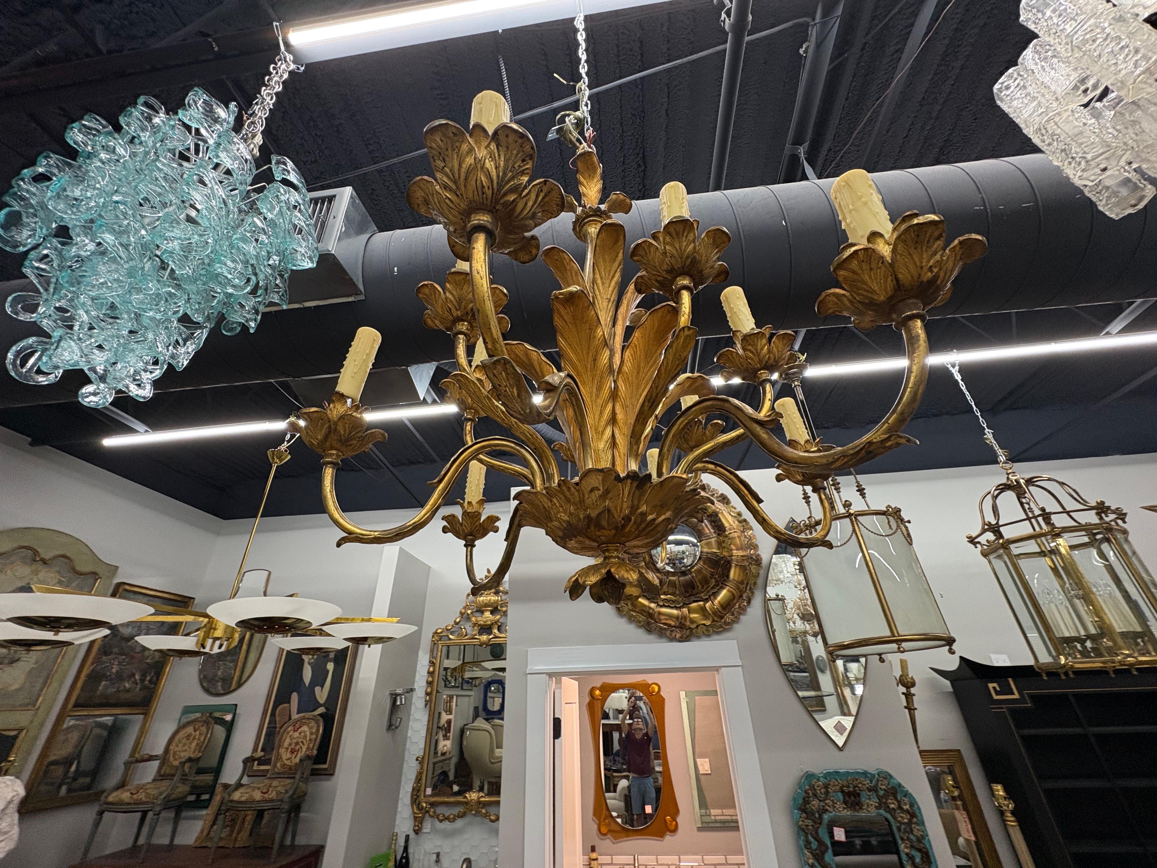 Araña francesa de bronce dorado con forma de palma estilo Luis XVI en venta 2