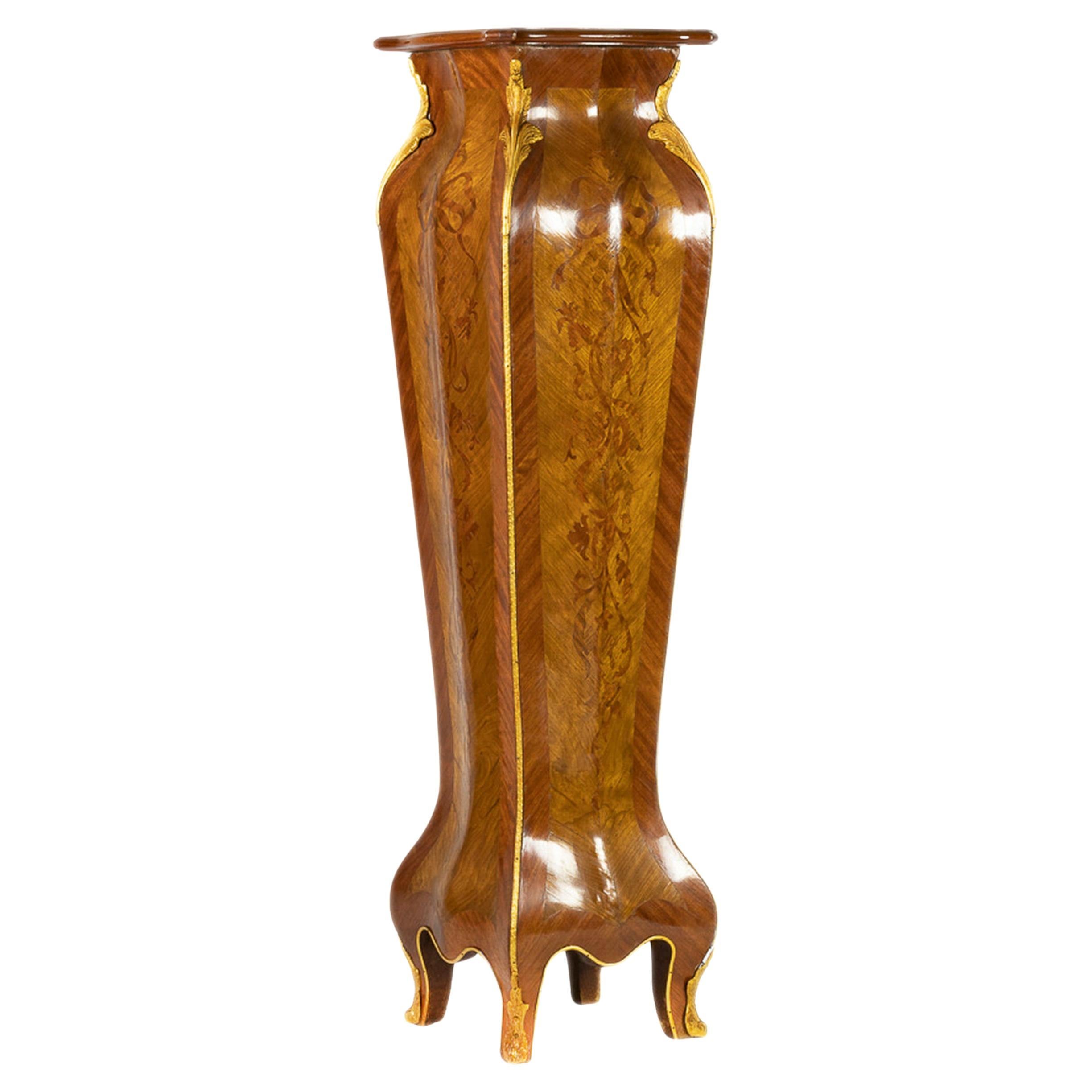 Piedistallo in legno in stile Luigi XVI, bronzo dorato, XIX secolo