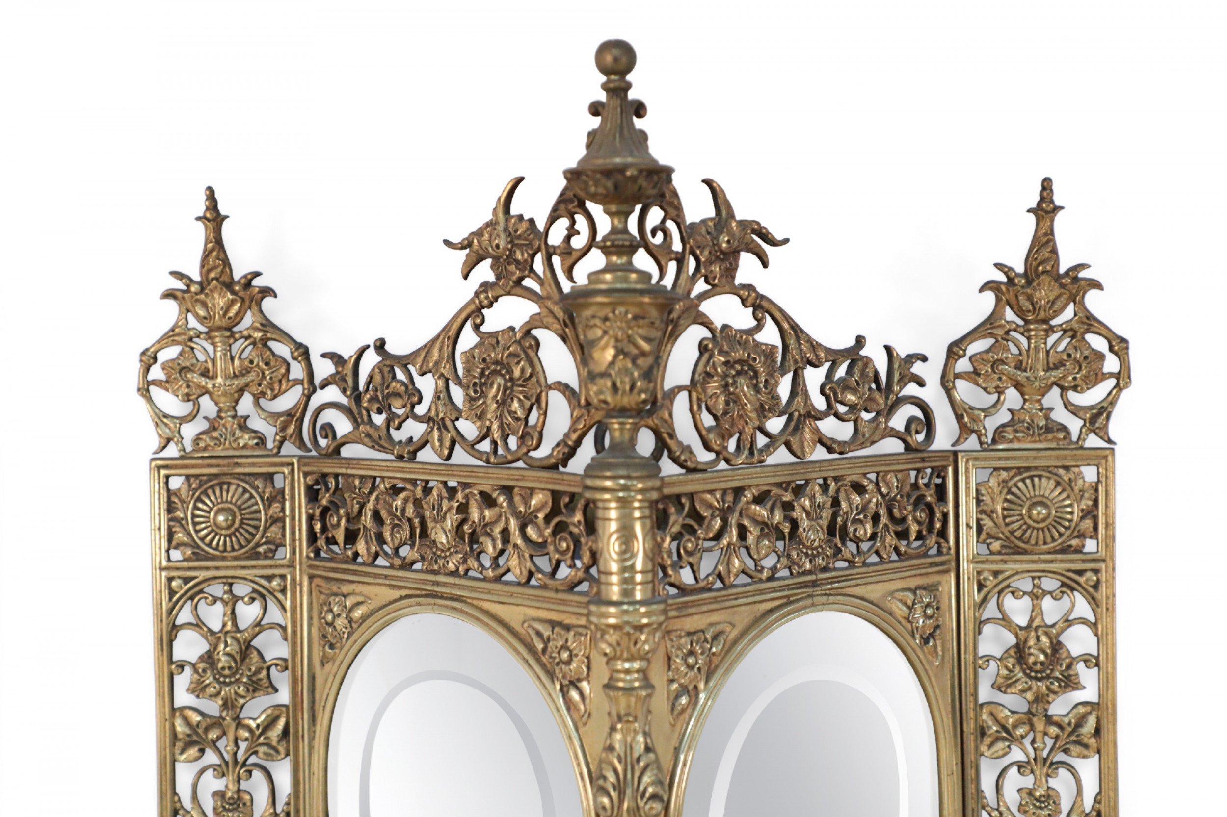 French Louis XVI Style Gilt Metal Filigree and Mirror Triangular Wall Shelf In Good Condition In New York, NY