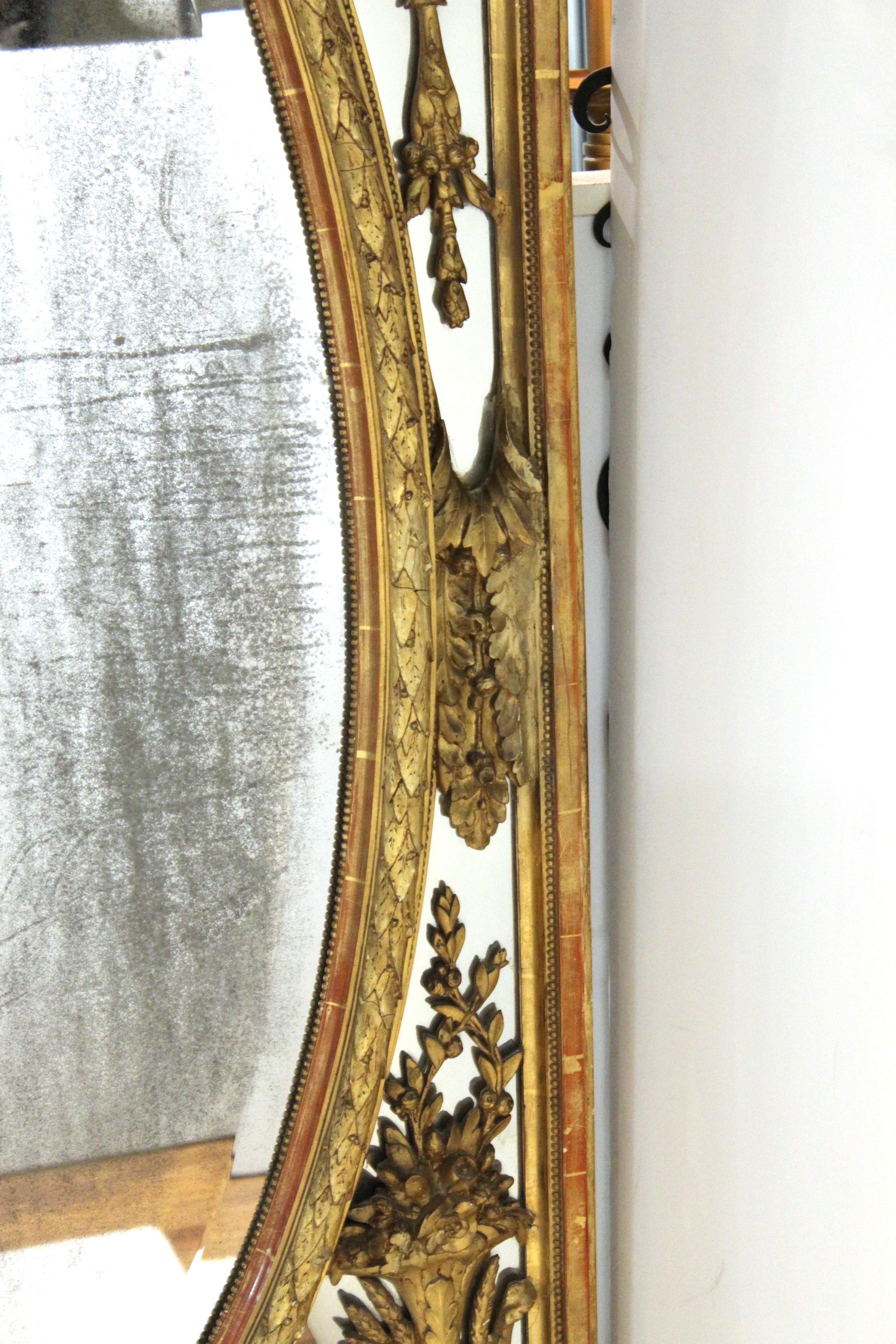 French Louis XVI Style Giltwood Mirror with Putti and Oval Center, 19th Century 2
