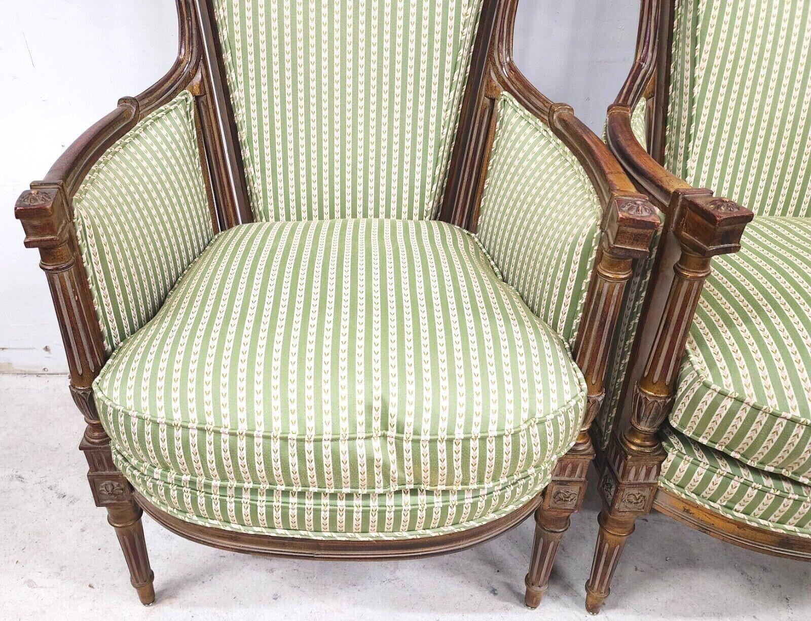 French Louis XVI Style Giltwood Bergère Chairs - Set of 2 In Good Condition For Sale In Lake Worth, FL